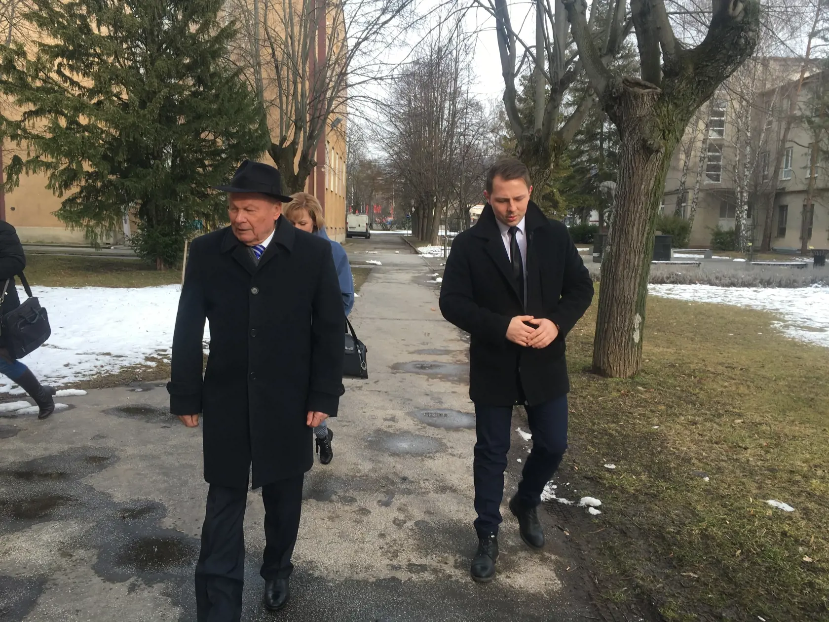 Rudolf Schuster je aktívny vo viacerých smeroch, ale o tom, že pestuje rododendrony sa veľmi nevie.