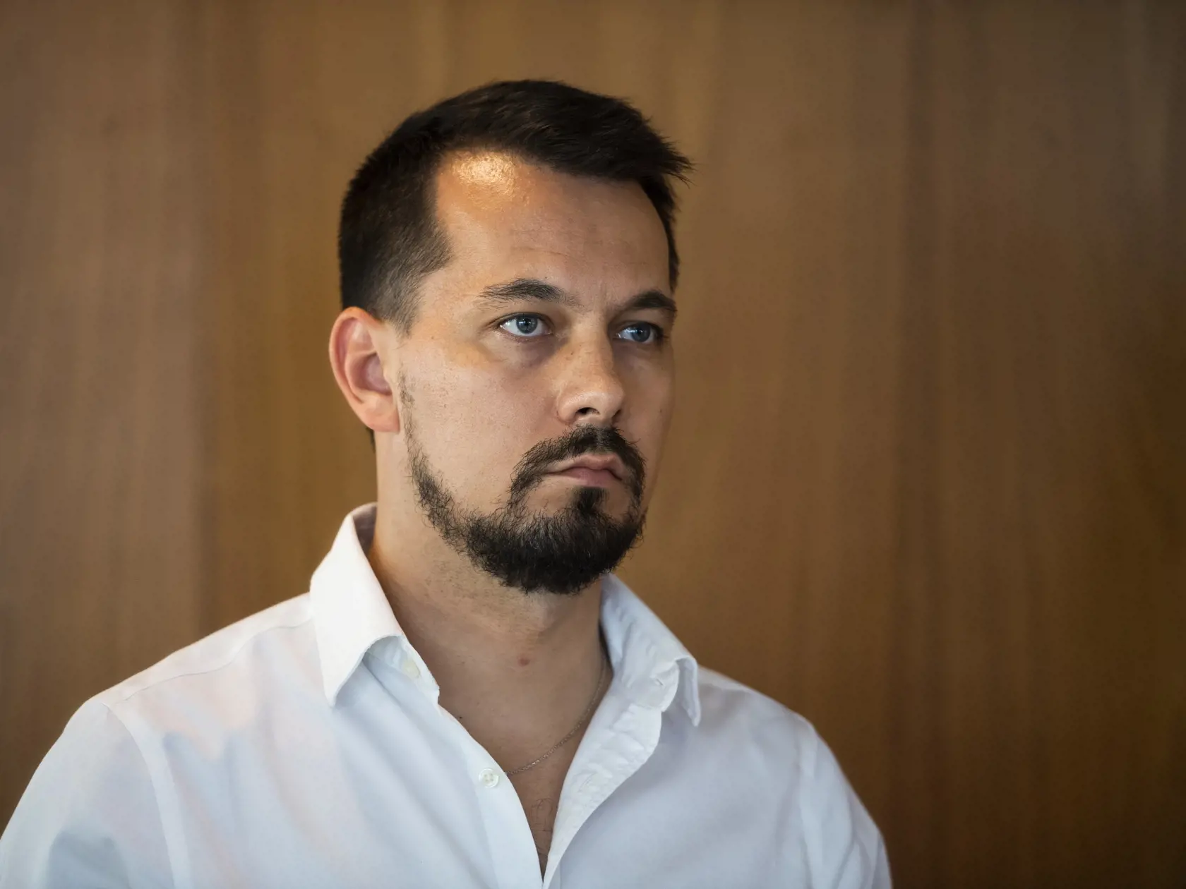 Na snímke podpredseda strany Za ľudí a poslanec NRSR Juraj Šeliga počas tlačovej konferencie po koaličných rokovaniach vo vládnom hoteli Bôrik v Bratislave 26. augusta 2022. FOTO TASR - Jaroslav Novák 