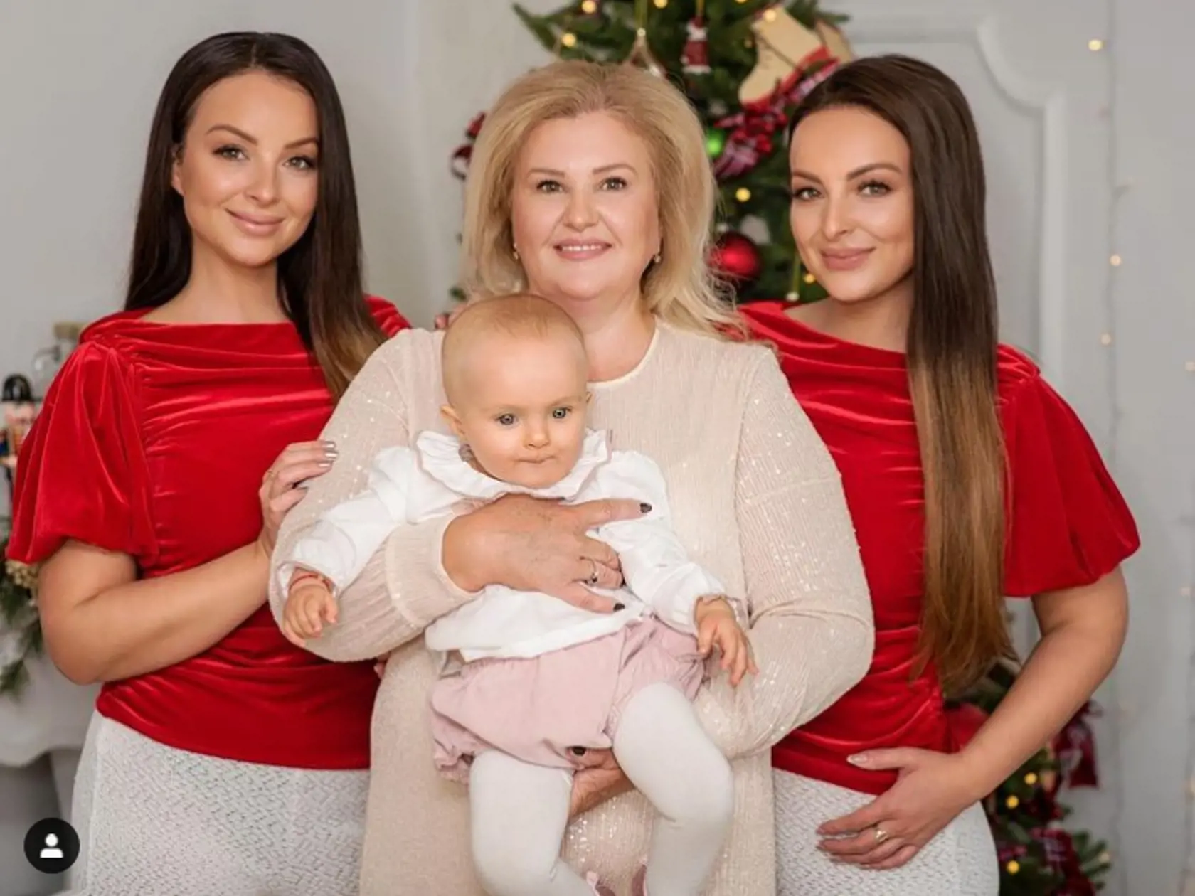 Veronika a Daniela sú kočky po mamine.