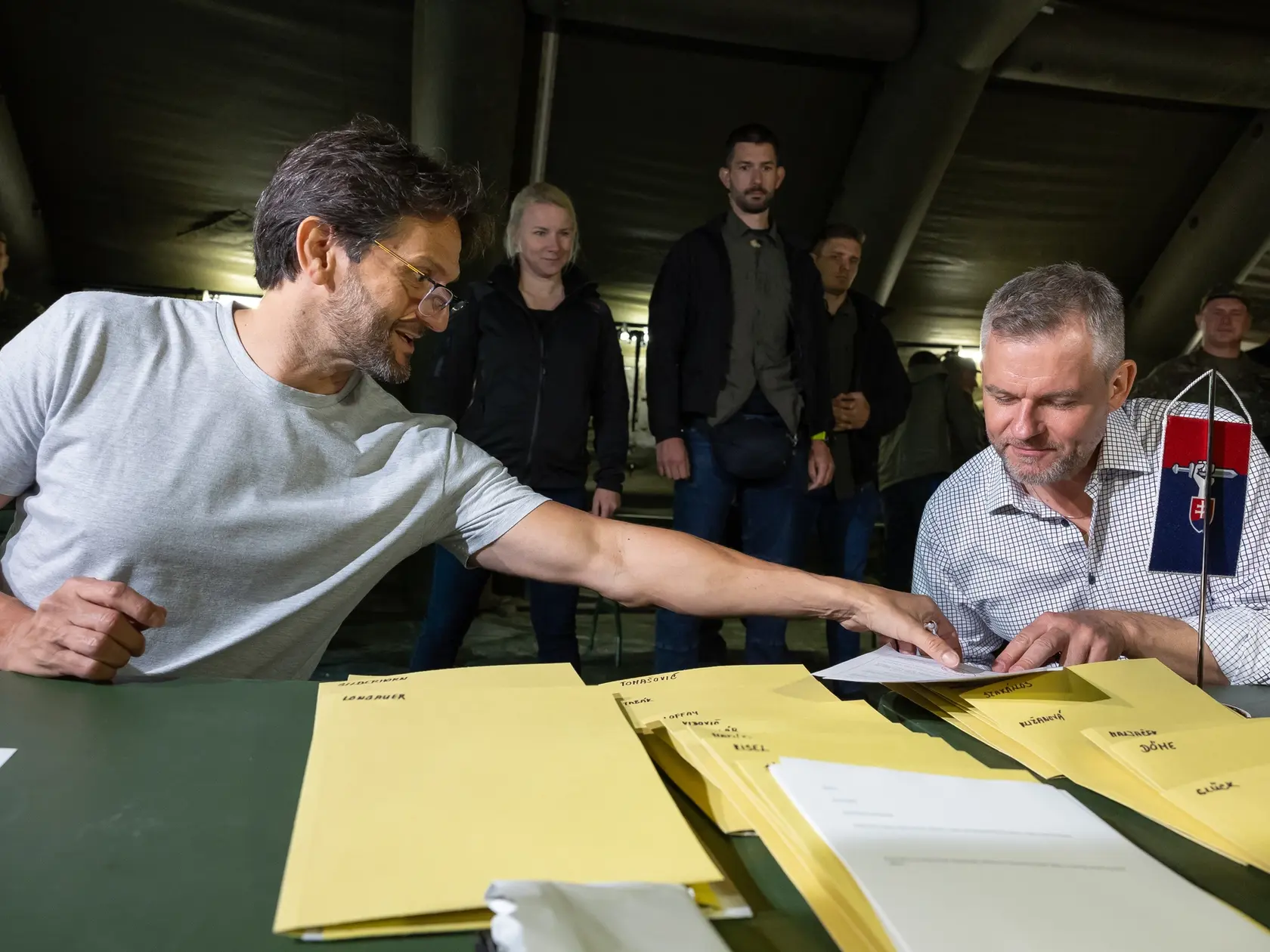Národné obranné sily - nástup účasntíkov prvého dvojtýždňového turnusu, ktorého sa zúčastnil aj prezident Slovenskej republiky Peter Pellegrini a minister vnútra SR Robert Kaliňák. 