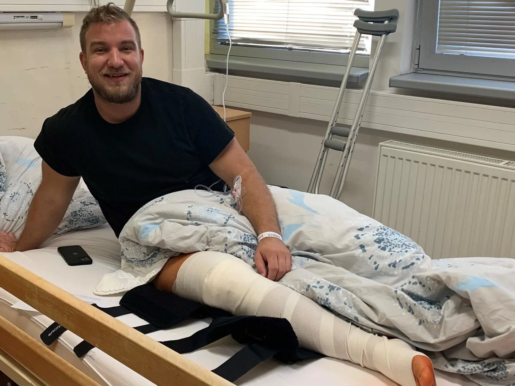Lukáš Adamec absolvoval operáciu.