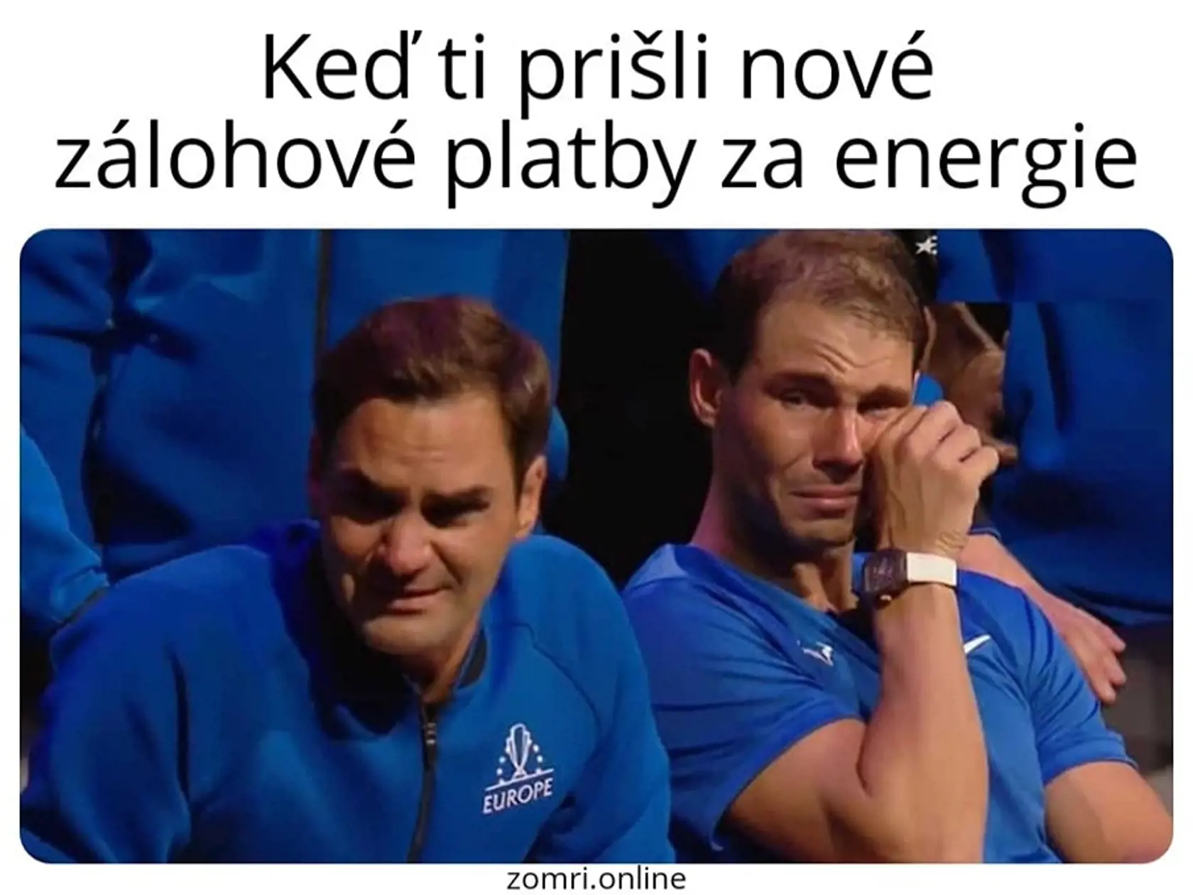 Legenda svetového tenisu Roger Federer (vľavo) sa cez víkend lúčil s kariérou zápasom vo štvorhre po boku svojho rivala a kamaráta Rafaela Nadala (vpravo). Počas pozápasovej ceremónie prišli dojímavé chvíle, ktoré ich rozplakali, rovnako ako Federerovu rodinu a mnoho prítomných fanúšikov.
