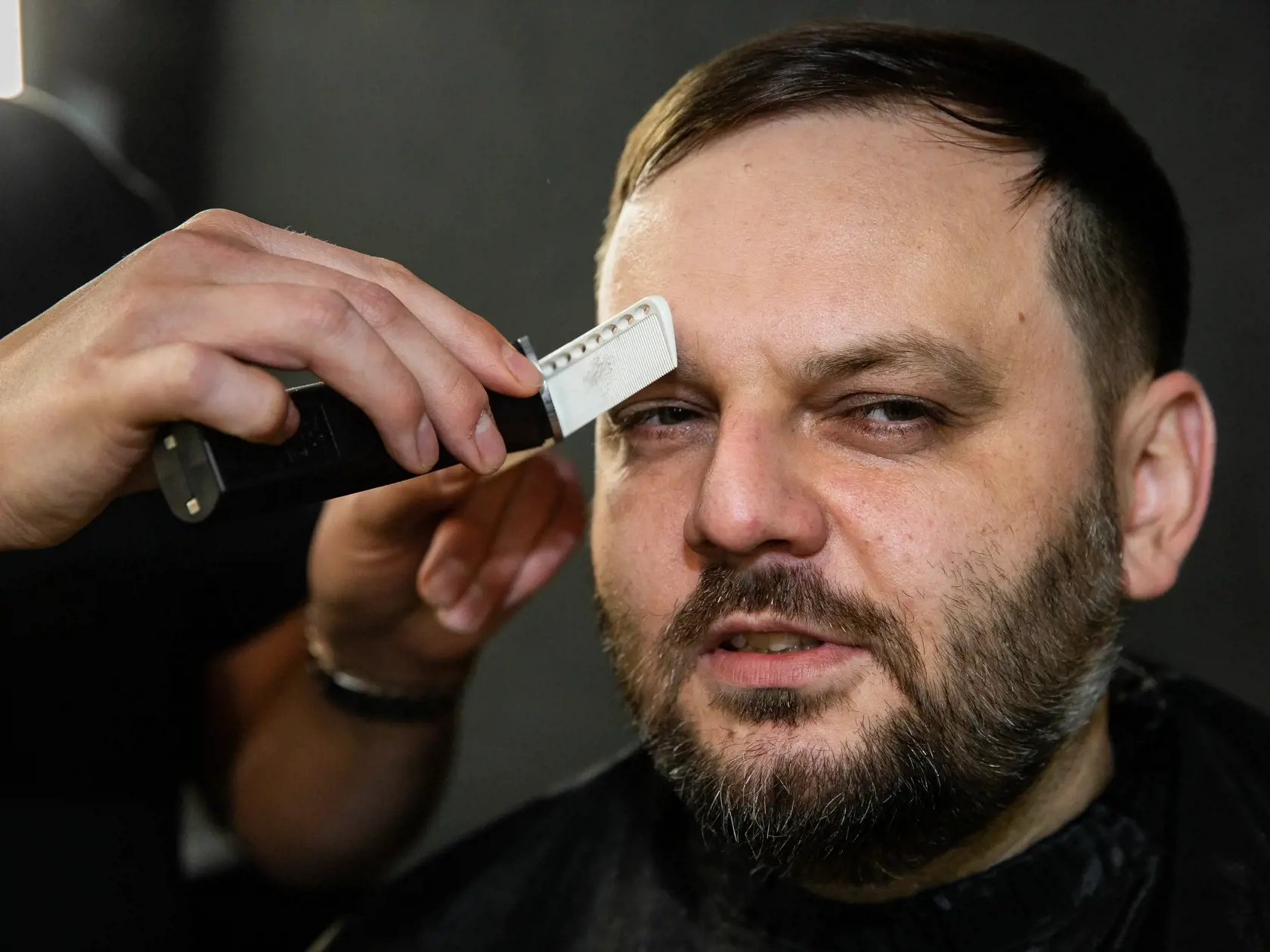 Milan „Junior“ Zimnýkoval si nechal obočie len upraviť.