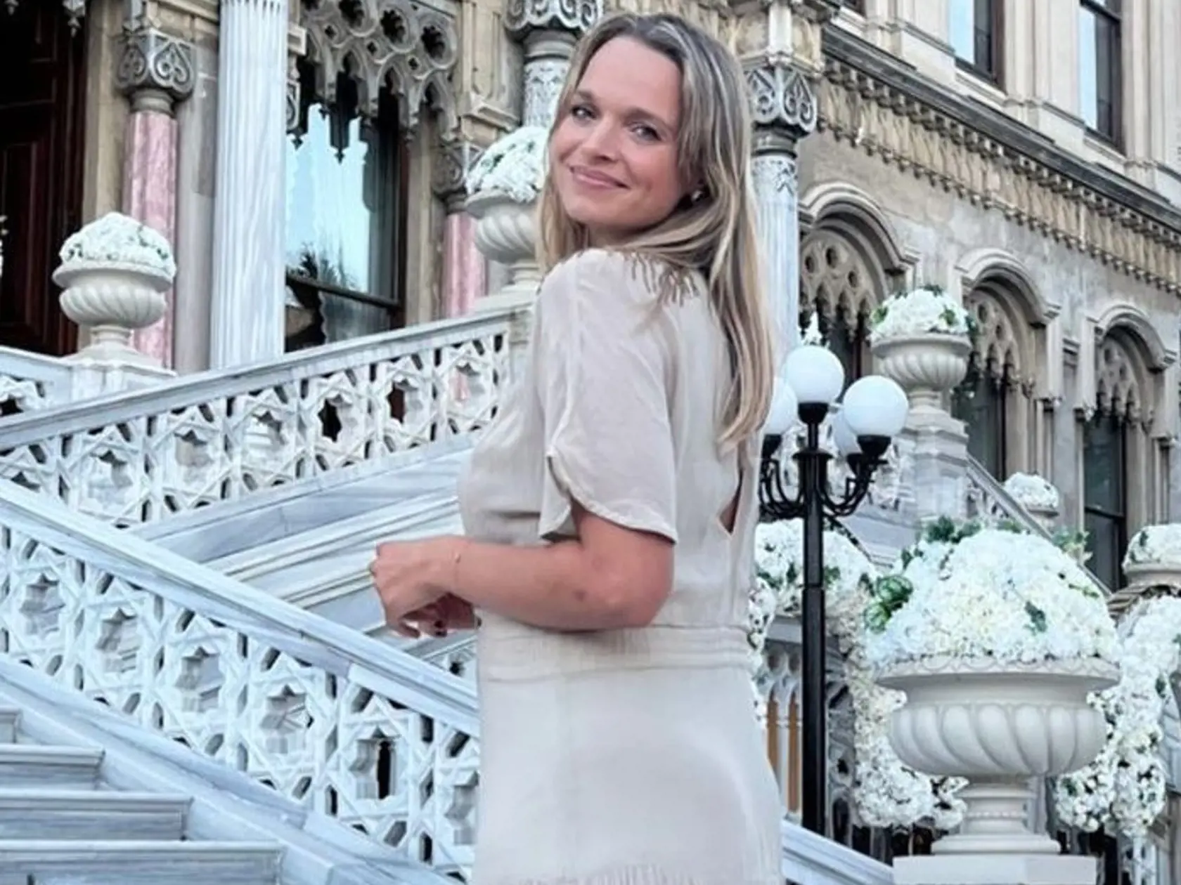 Tabák na LUXUSNEJ SVADBE SNOV v HONOSNOM PALÁCI v Istanbule! Takýto je SVET BOHATÝCH!