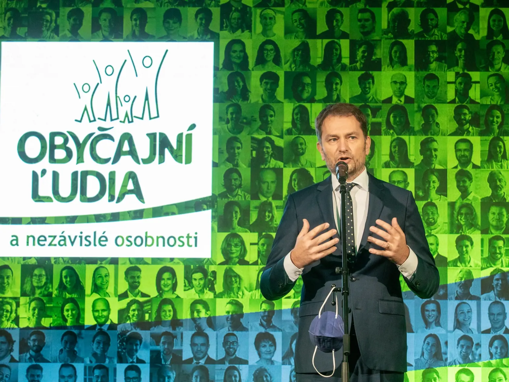 Na snímke je slavnostný snem pri príležitosti 10. výročia hnutia OĽANO. Na snímke je  predseda hnutia OĽANO Igor Matovič