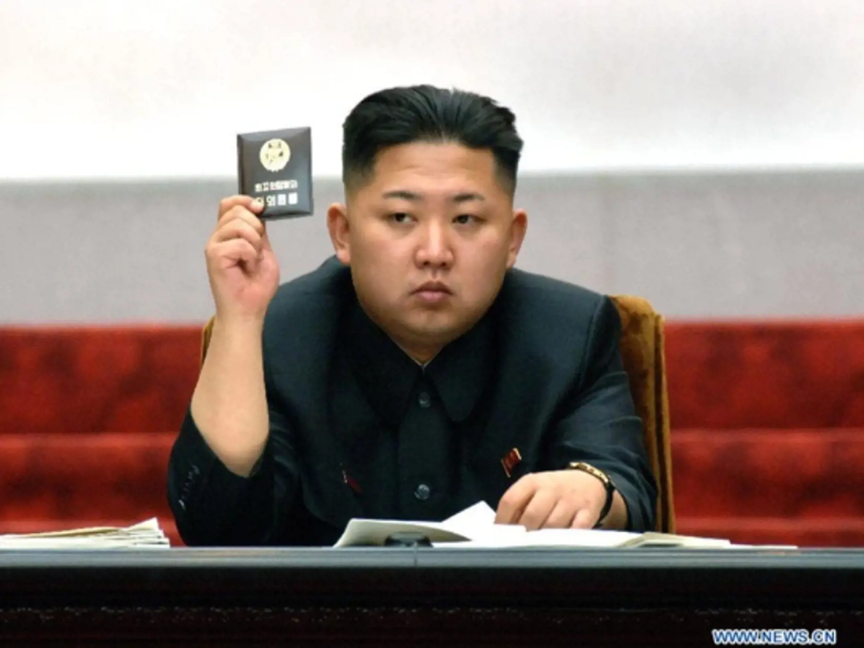 Najsexi mužom roku 2012 sa stal Kim Čong-un. Avšak pravdepodobne len vďaka nepochopenej satire americkej internetovej stránky.