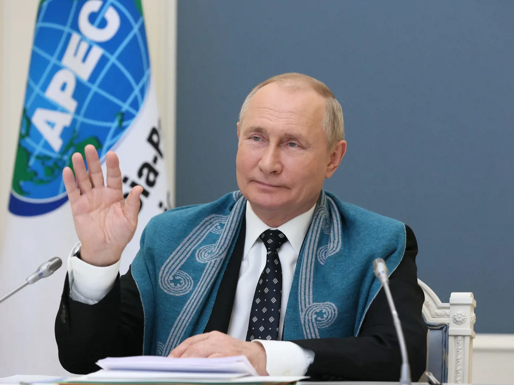 WA 17 Moskva - Ruský prezident Vladimir Putin počas summitu Ázijsko-tichomorskej hospodárskej spolupráce (APEC), ktorej sa účastní prostredníctvom videokonferencie v Moskve v piatok 12. novembra 2021. FOTO TASR/AP


Russian President Vladimir Putin attends the Summit of the Asia-Pacific Economic Cooperation (APEC) via a videoconference in Moscow, Russia, Friday, Nov. 12, 2021. (Mikhail Metzel, Sputnik, Kremlin Pool Photo via AP)