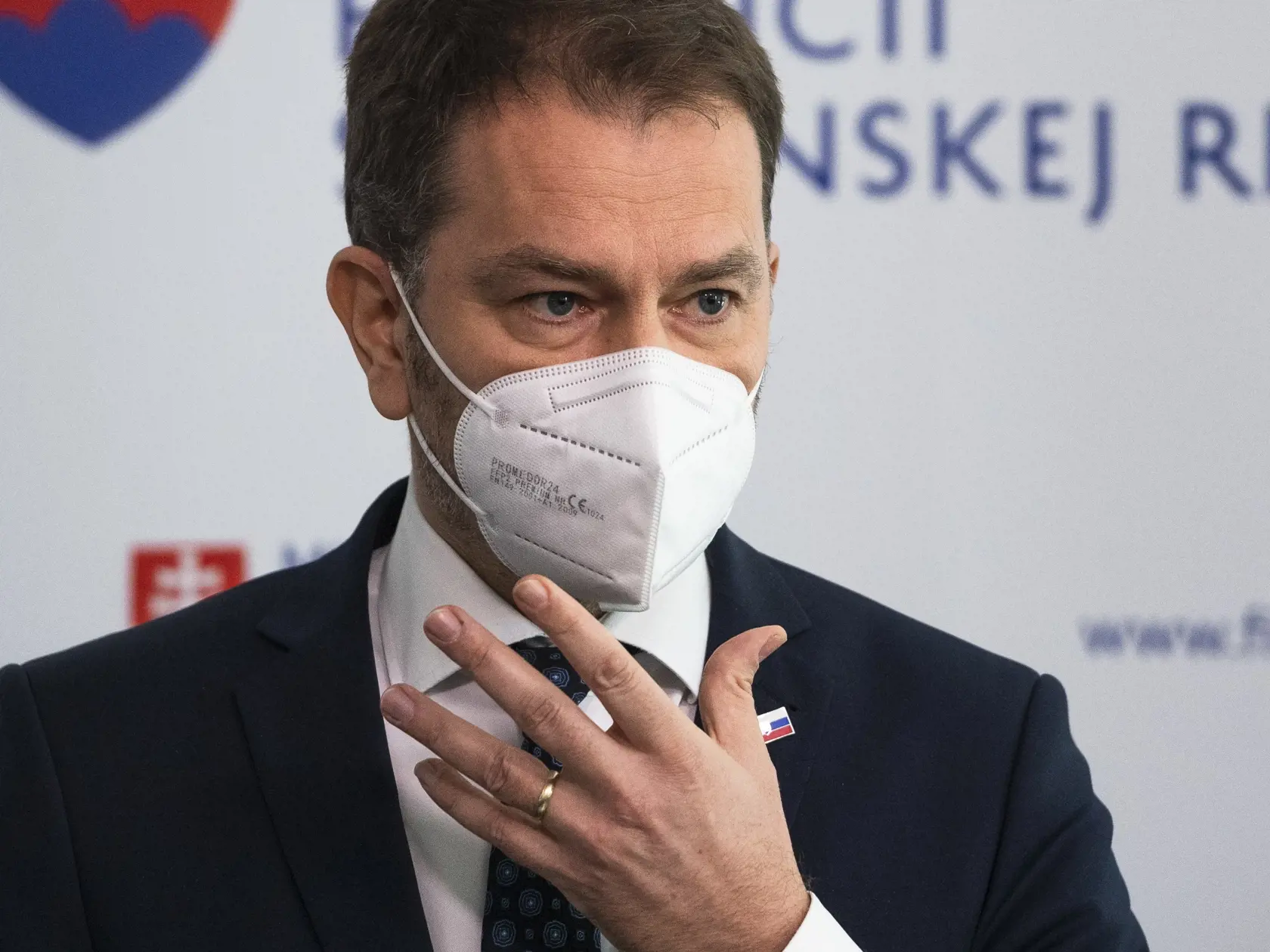 Na snímke  podpredseda vlády SR a minister financií SR Igor Matovič (OĽaNO) počas tlačovej konferencie po návrate z pracovnej cesty v Moskve v Rusku v piatok 9. apríla 2021 v Bratislave. FOTO TASR - Jaroslav Novák