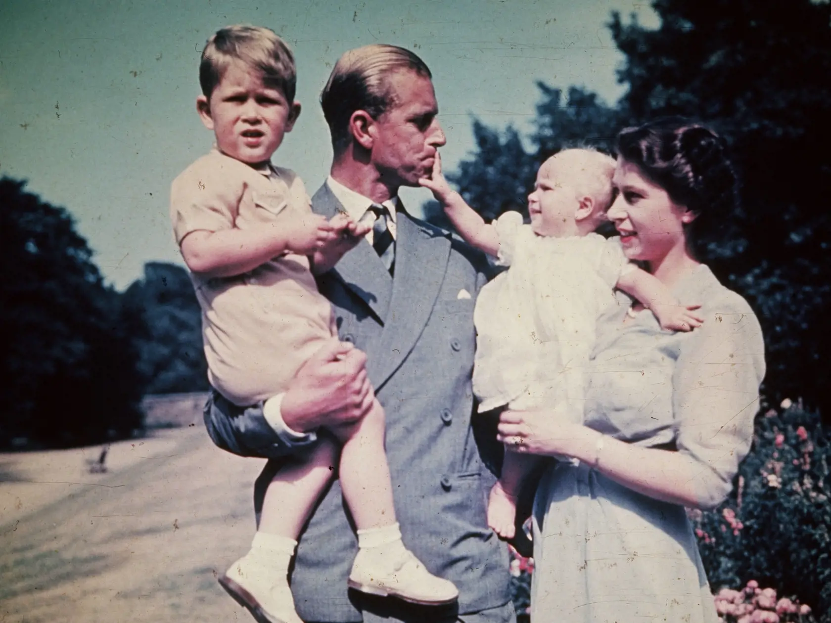 August 1951:  Princess Elizabeth with her husband Prince Philip Duke of Edinburgh and their children Prince Charles and Princess Anne.  (Photo by Keystone/Hulton Archive/Getty Images)