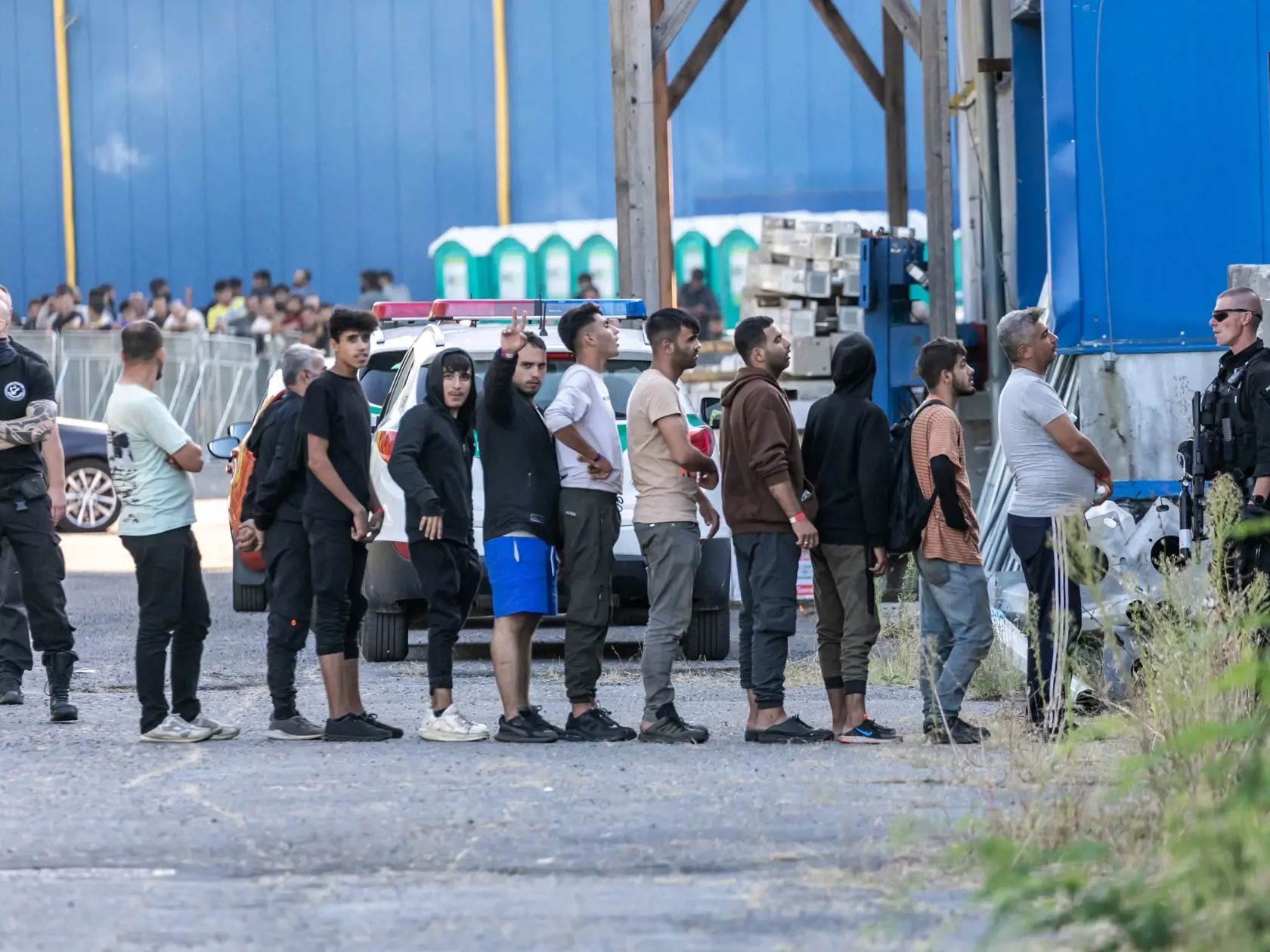 Na snímke záchytný tábor s nelegálnymi migrantmi vo Veľkom Krtíší. 