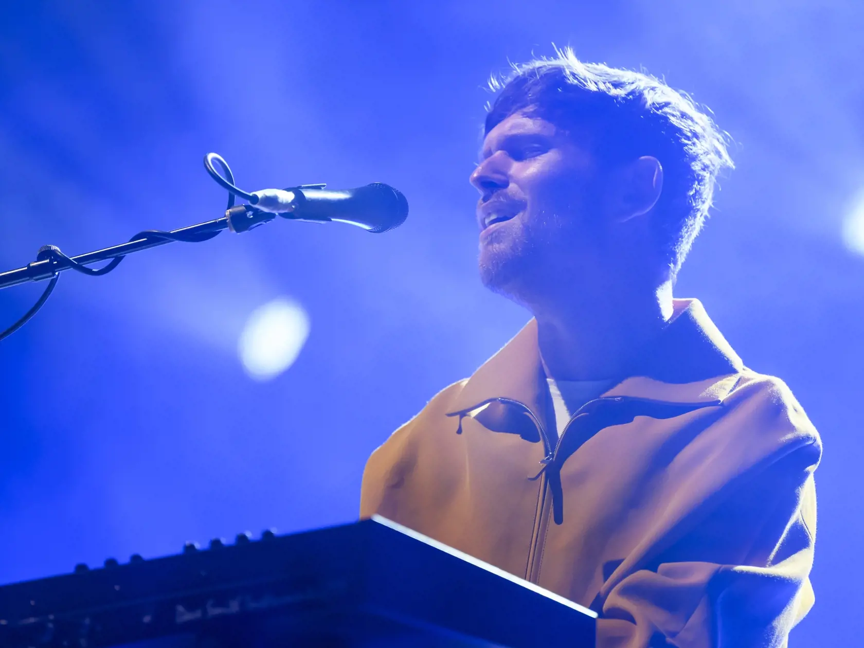 Na snímke spevák James Blake vystupuje počas 27. ročníka festivalu Pohoda vo štvrtok 11. júla 2024 v Trenčíne.