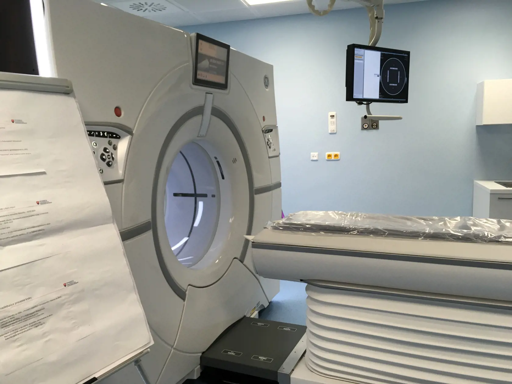 CT prístroj najvyššej kategórie stál 1 760 759 eur, vďaka elektronickej aukcii sa dosiahla úspora vo výške takmer 30 percent.
