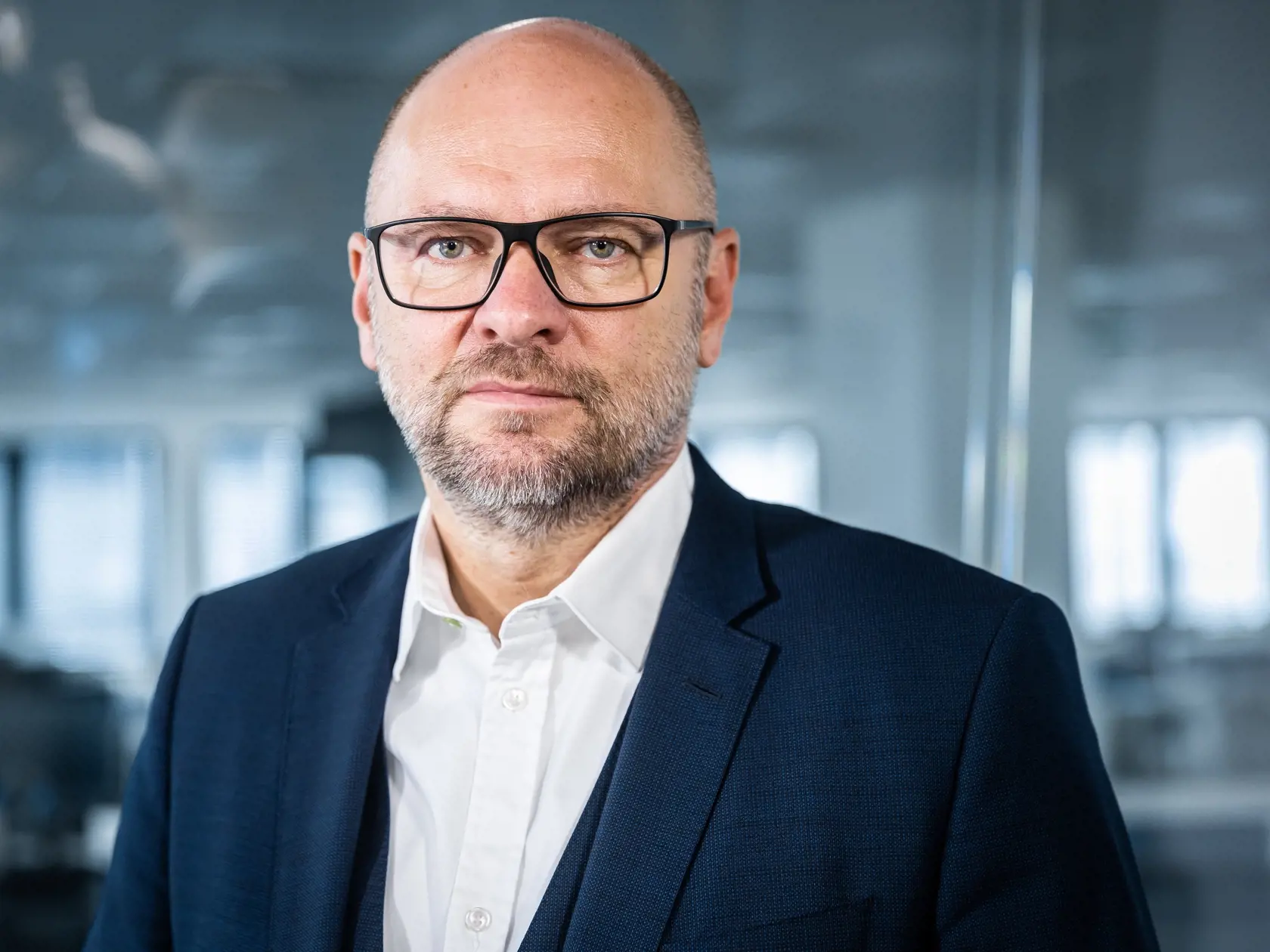 Richard Sulík. „Nemá rád, ak o ňom ktokoľvek pochybuje, má nevyrovnanú vnútornú i vonkajšiu psychiku a absentujú u neho vodcovské schopnosti,“ hovorí numerologička.