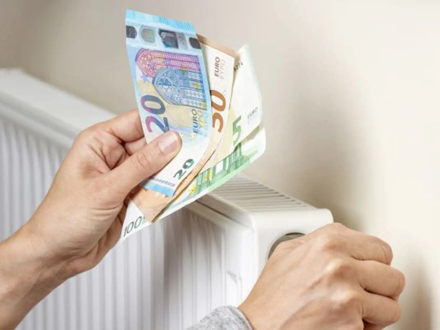 Vianoce prídu o necelé 3 MESIACE! Šetríte už na DARČEKY? Ponúkame 13 tipov na jesenné sporenie