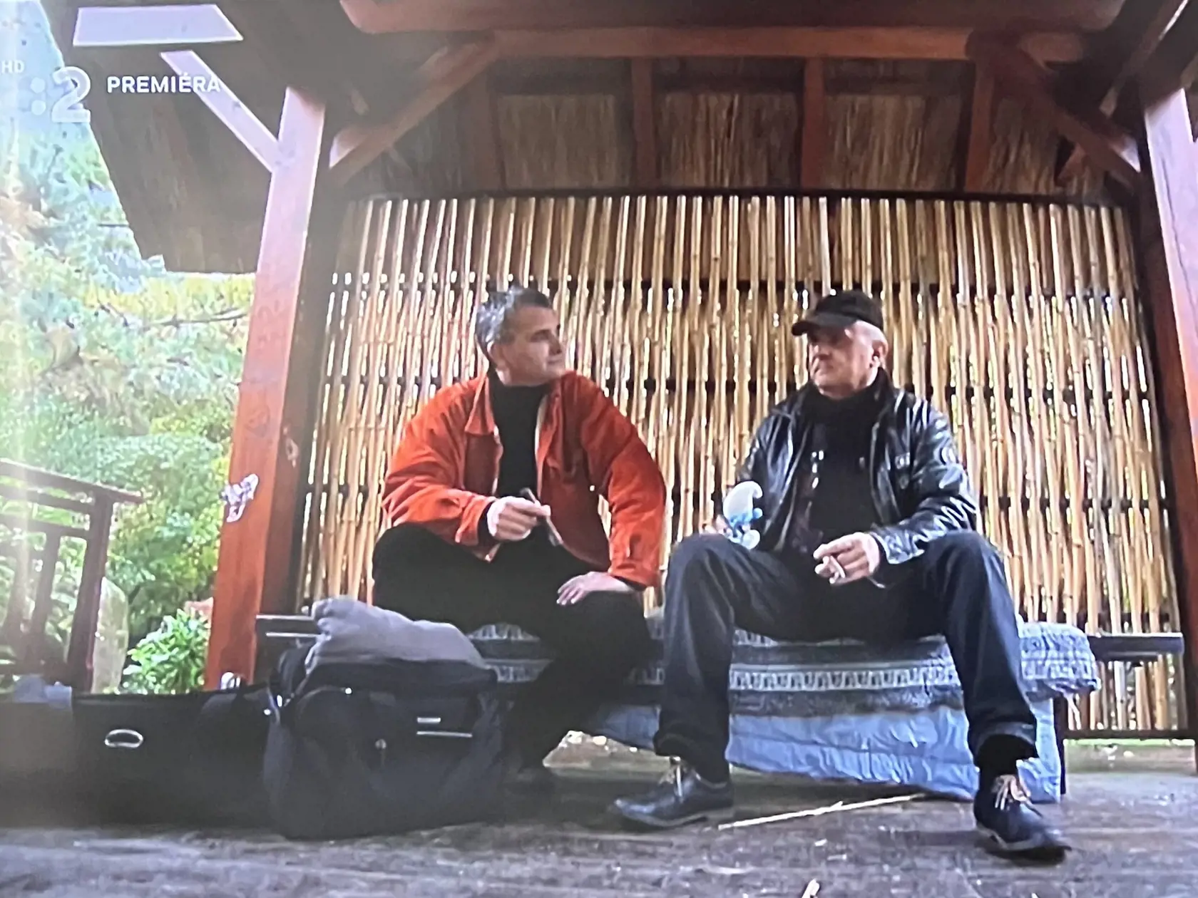 V dokumente priznal, že zbožňuje šmolkov. Režisér mu jedného daroval.