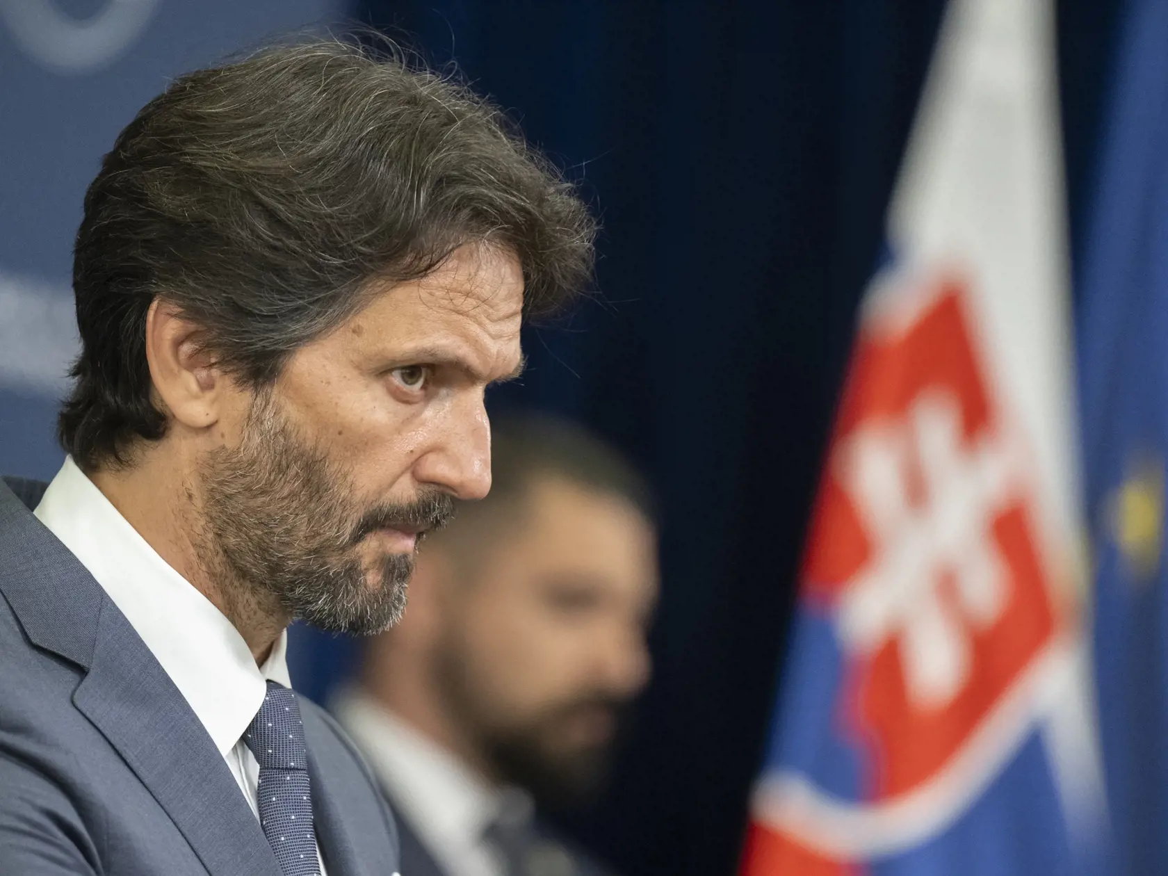 Na snímke podpredseda vlády a minister obrany SR Robert Kaliňák (Smer-SD) počas tlačovej konferencie na tému "Bezpečnostná situácia na Slovensku" 19. mája 2024 v Bratislave. FOTO TASR - Martin Baumann