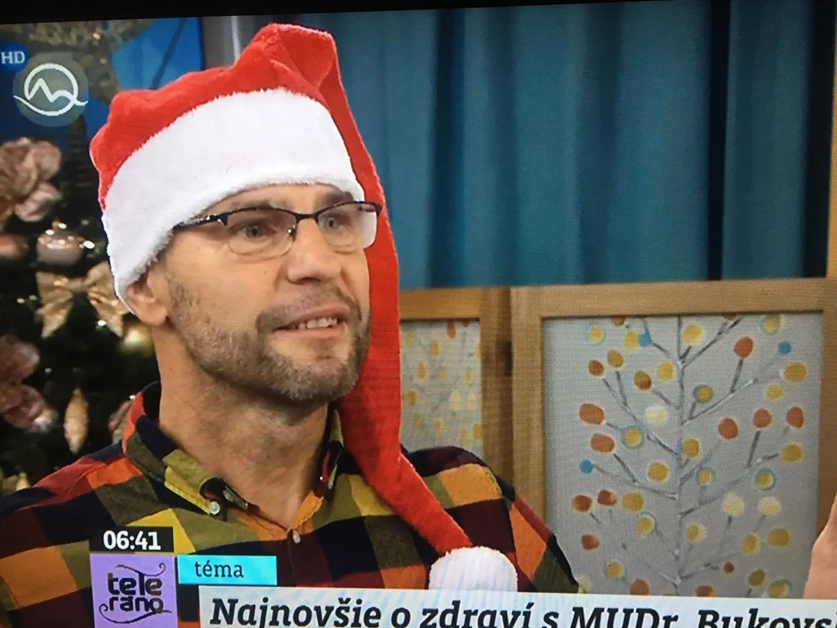 Bukovský počas predvianočnej návštevy Telerána.