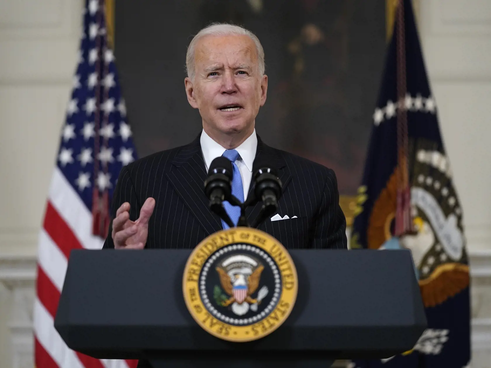 KK3 Washington - Americký prezident Joe Biden hovorí 2. marca 2021 vo Washingtone. Americký prezident Joe Biden v utorok vyhlásil, že Spojené štáty budú mať do konca mája dostatok dávok vakcín na zaočkovanie celej dospelej populácie krajiny. FOTO TASR/AP