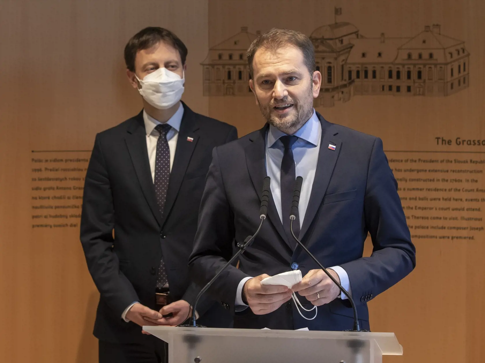 Igor Matovič - minister financii a expremiér Slovenskej republiky a súčasný premiér Eduard Heger