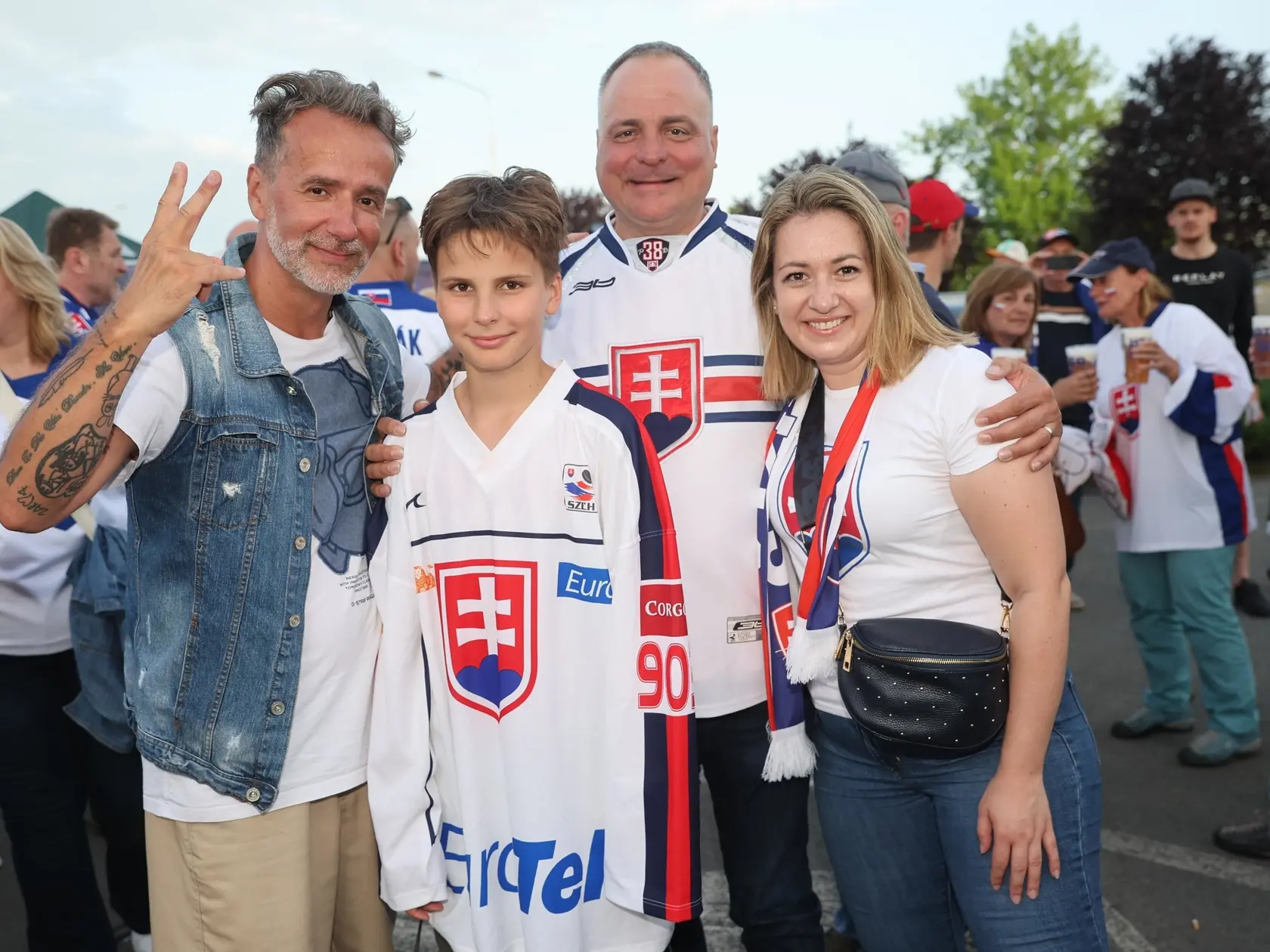 Spoločnosť bratislavskému županovi Jurajovi Drobovi robil v Ostrave aj tanečný choreograf Jaro Bekr