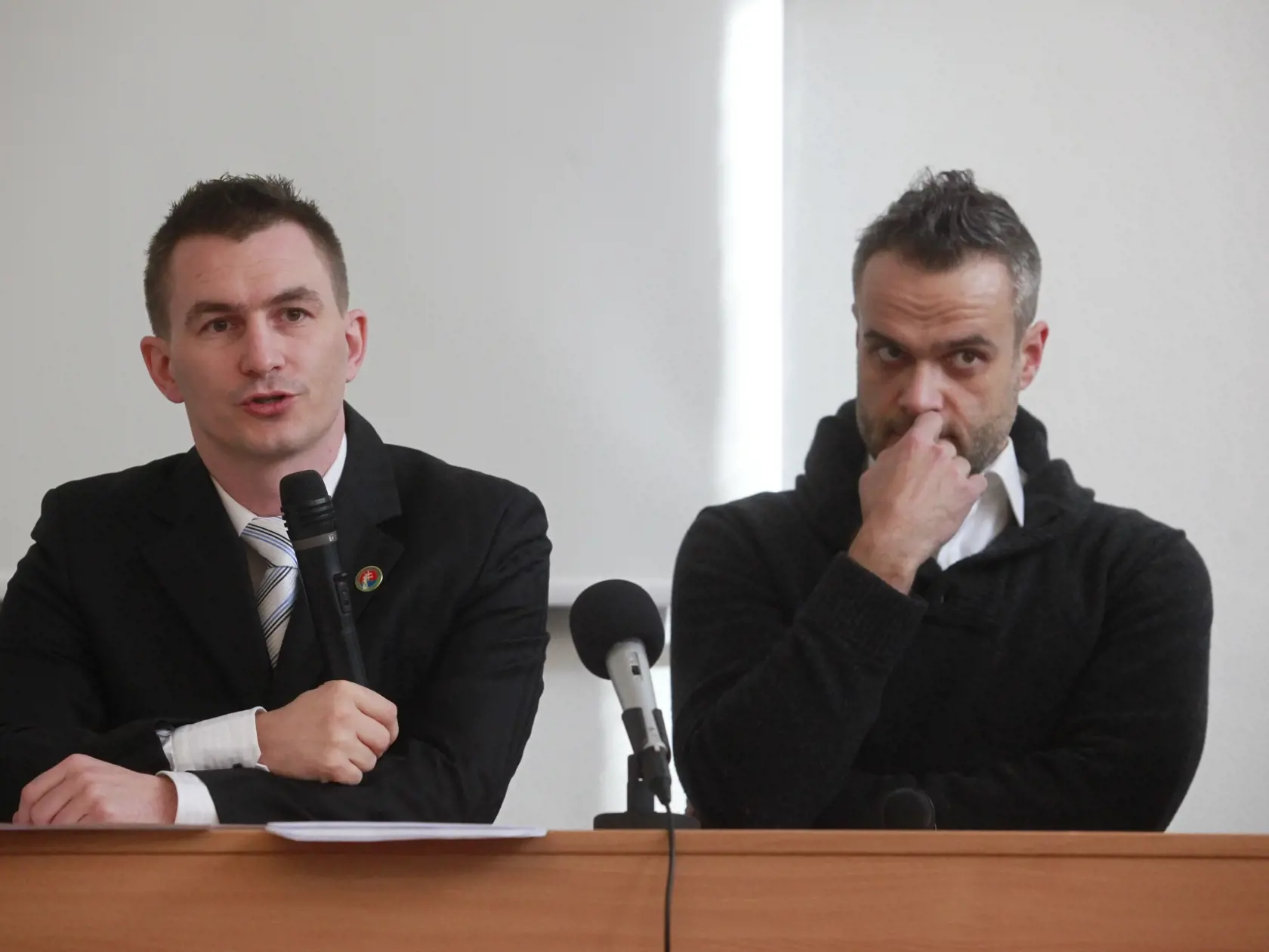 Peter Puškár a Jaro Slávik na tlačovej besede strany Právo a Spravodlivosť (PaS).