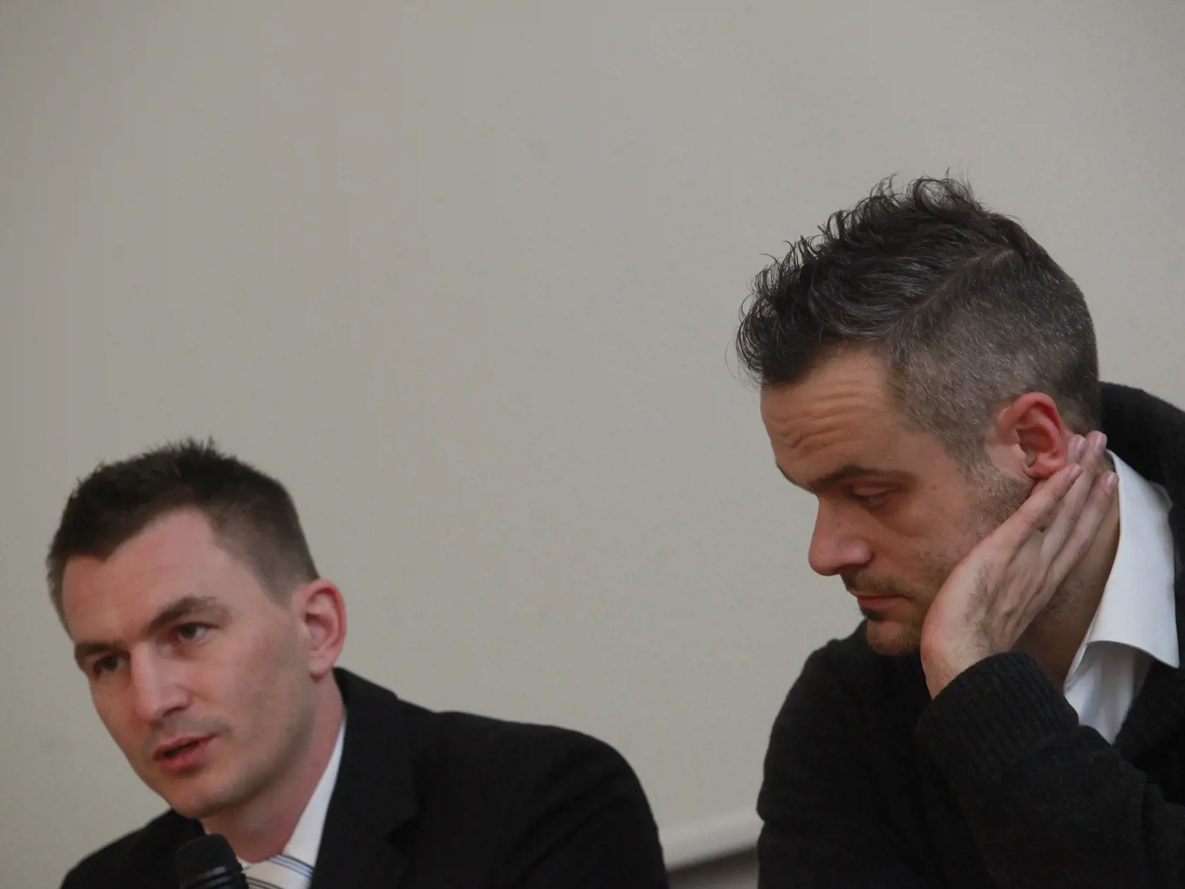 Peter Puškár a Jaro Slávik na tlačovej besede strany Právo a Spravodlivosť (PaS).