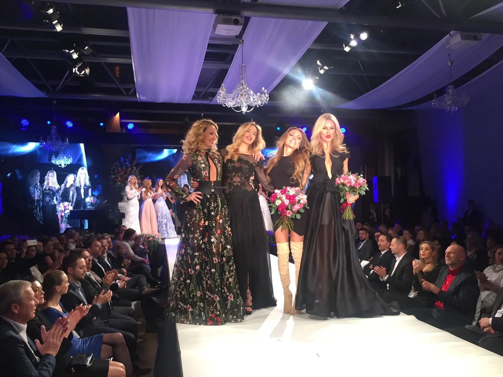 Charitativna prehliadka Jany Pistejovej v Poprade, zucastnili sa jej miss World Tatana Kucharova, Eva Veresova, Simona Krainova a dcera prezidenta Andreja Kisku Natalia Kiskova