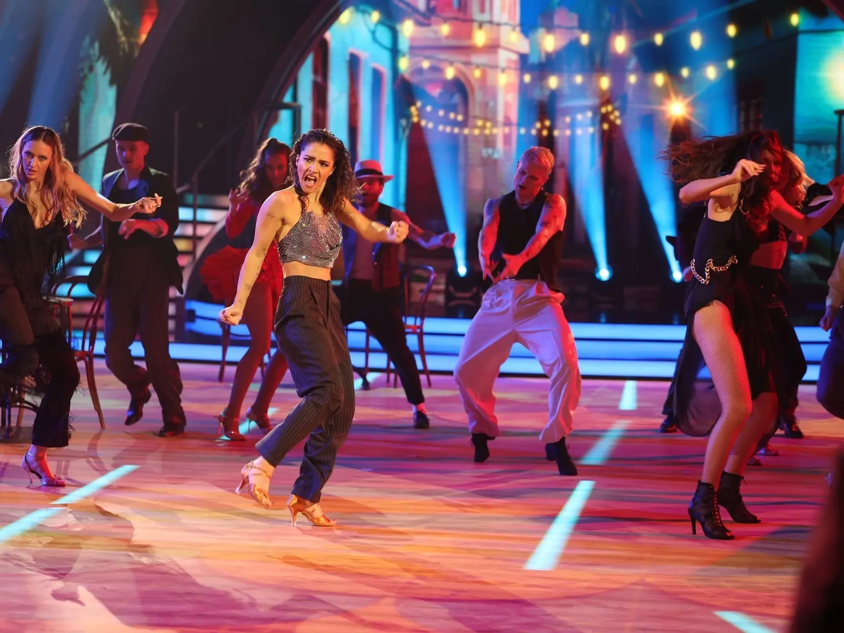 Piate kolo Let's Dance. Na snímke Eva Burešová a Matyáš Adamec.