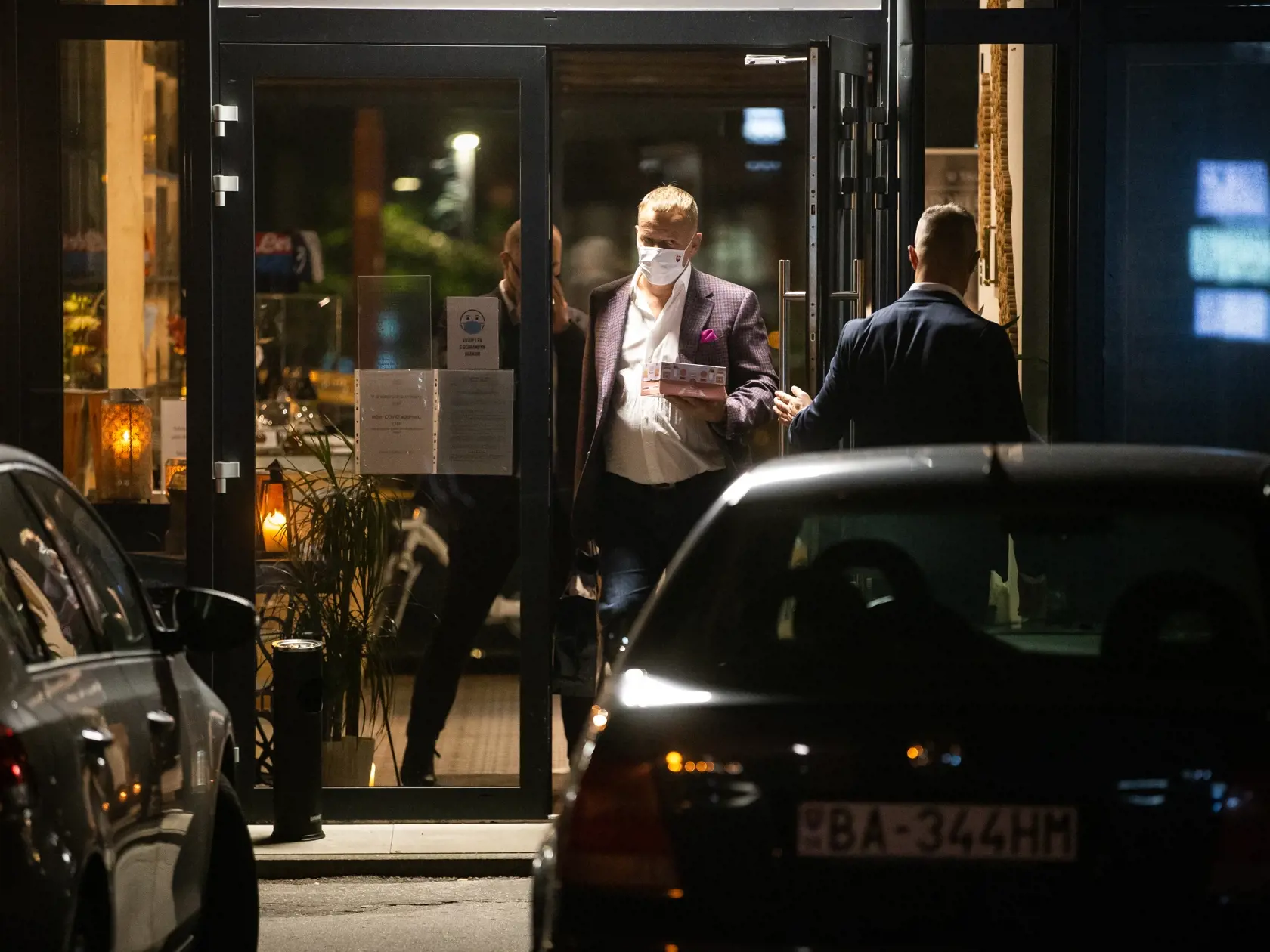 Politická večera v Bratislave. Na snímke Boris Kollár.