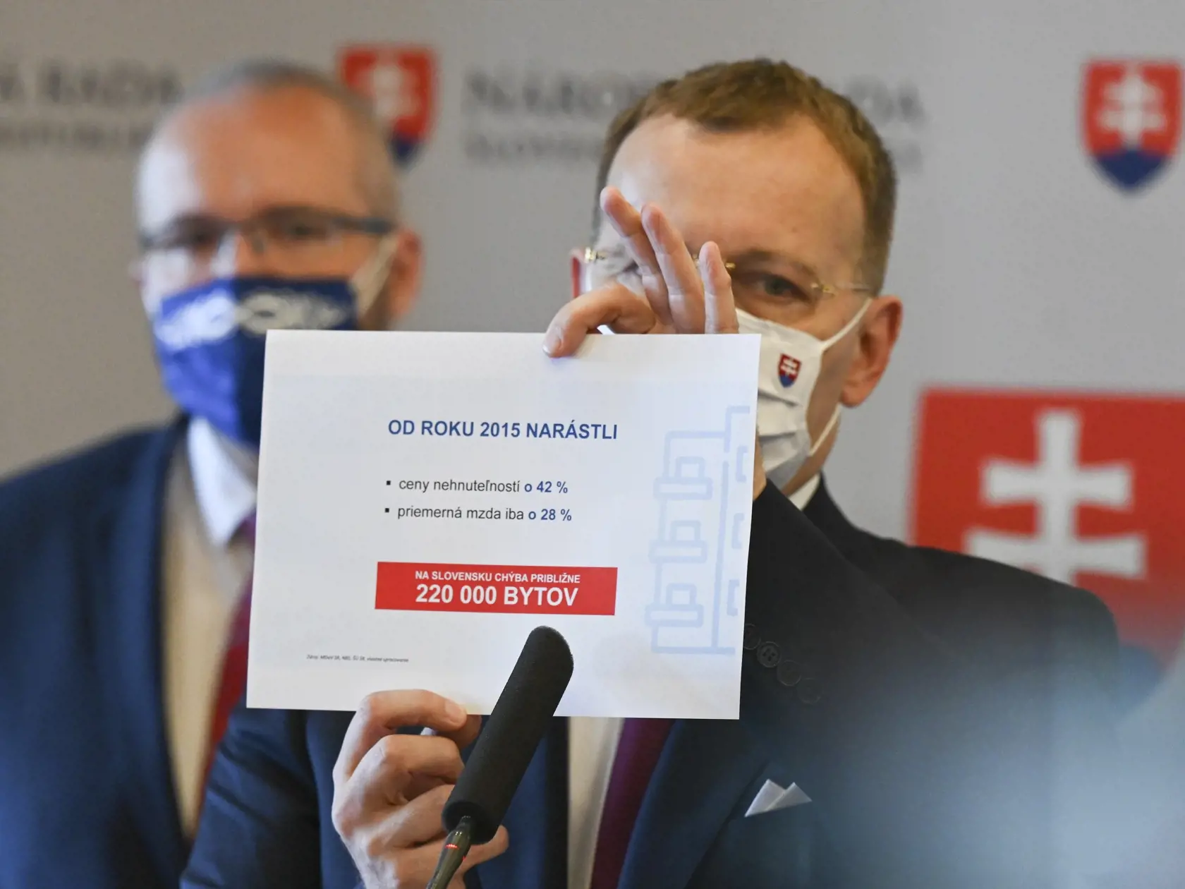 Na snímke predseda Národnej rady SR Boris Kollár (Sme rodina) počas vyhlásenia na tému Byt či Nebyt už nie je otázka v Bratislave 28. mája 2021. FOTO TASR - Pavel Neubauer
