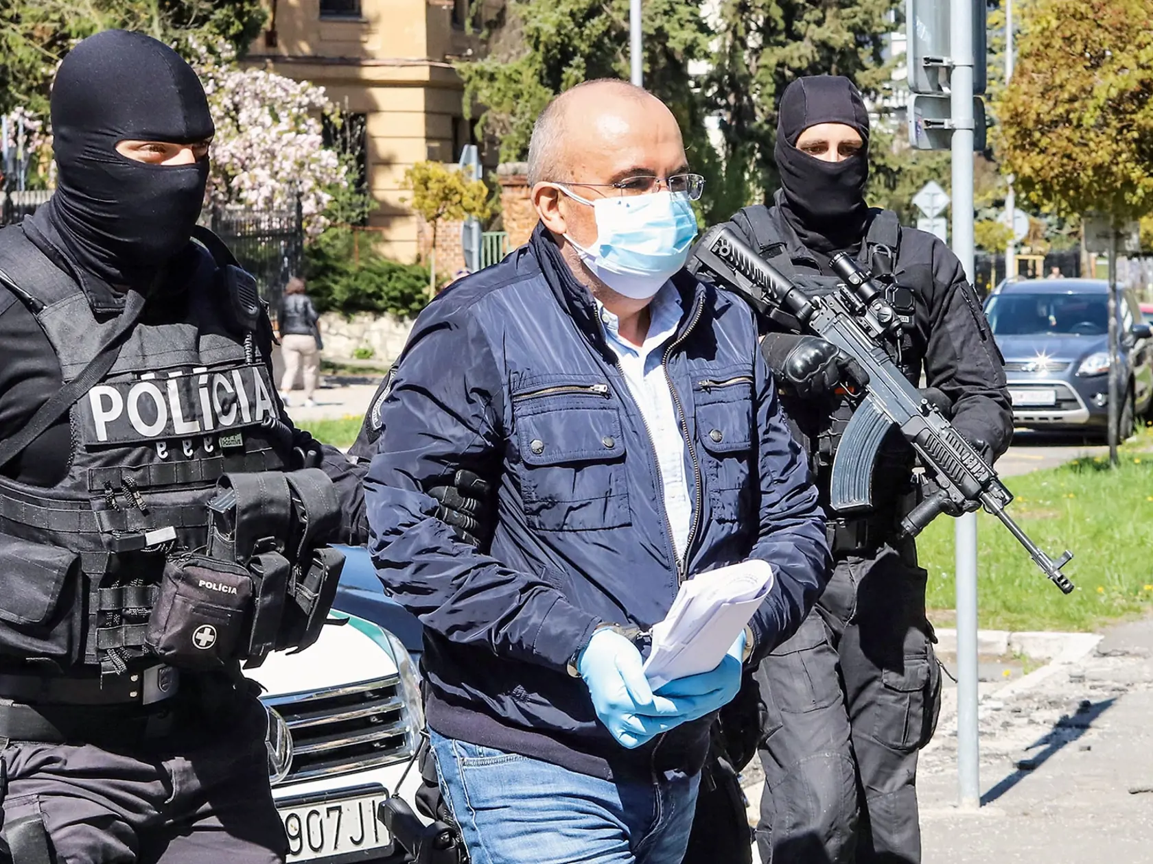 Obvinený exšéf Správy štátnych hmotných rezerv SR Kajetán Kičura odišiel so štandardným trojmesačným odstupným necelých 14-tisíc eur.
