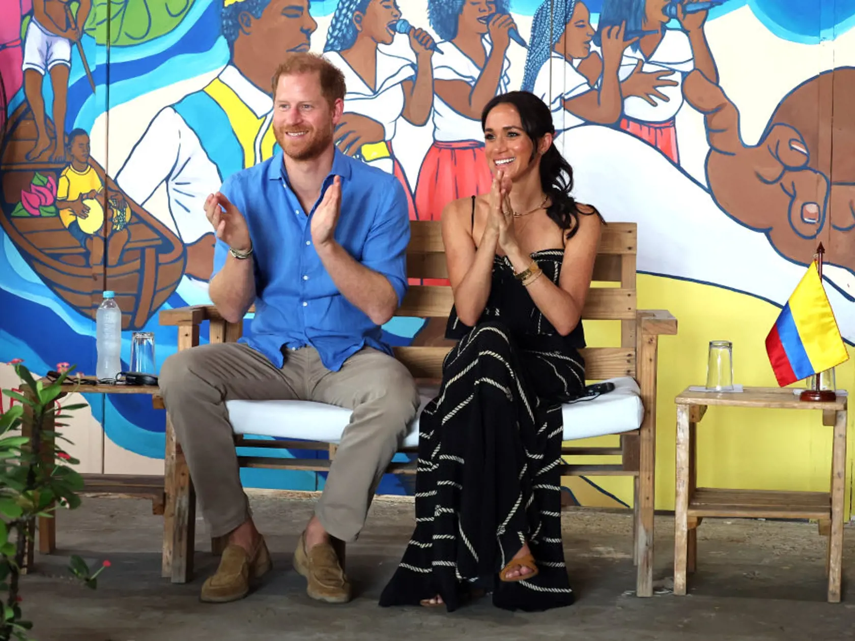 Meghan pôsobí na verejnosti milo, no zamestnanci na ňu nemajú pekného slova.
