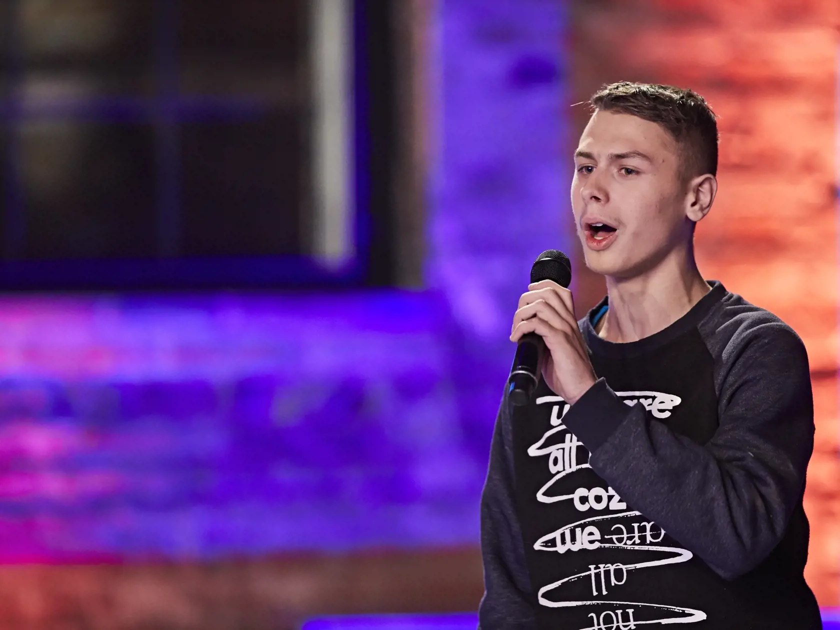 Národom milovaný Lacko Angyal síce zo SuperStar už vypadol, no poriadne si zavaril.