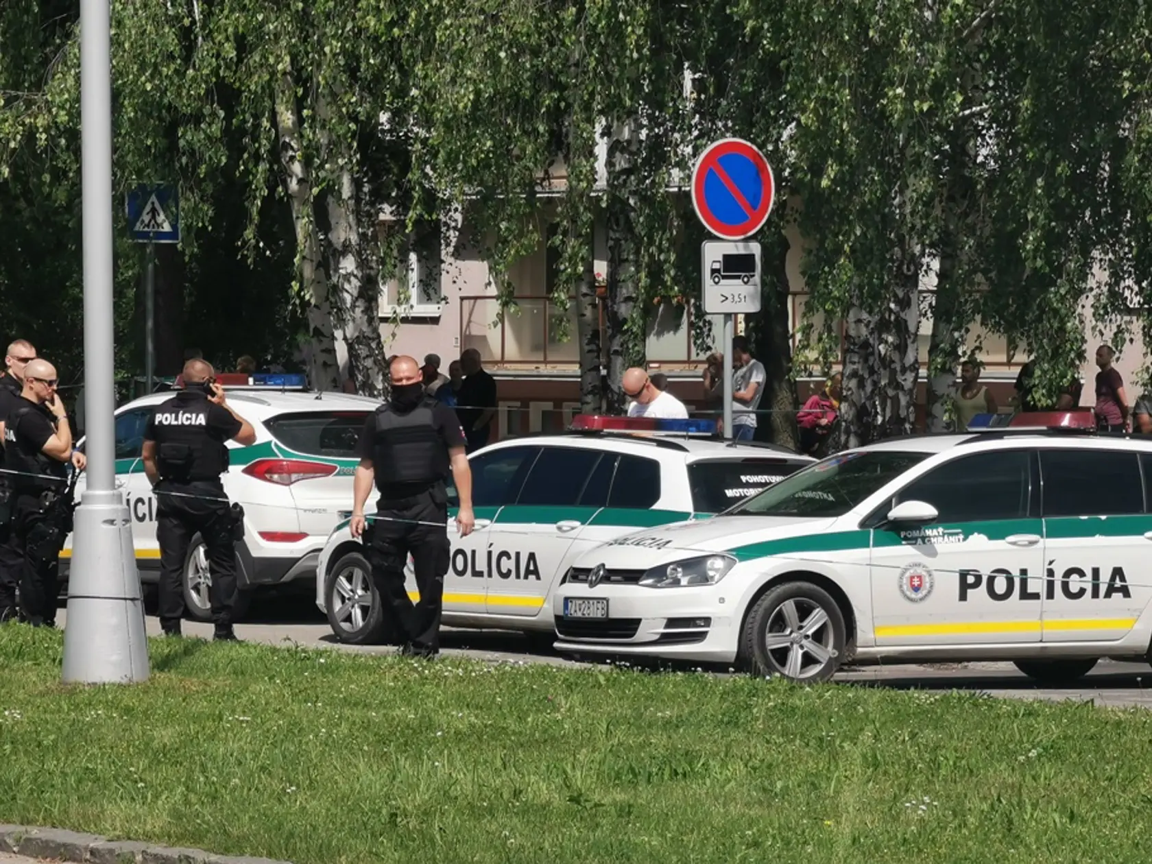 Útok nožom v škole vo Vrútkach rozcítil Slovensko.