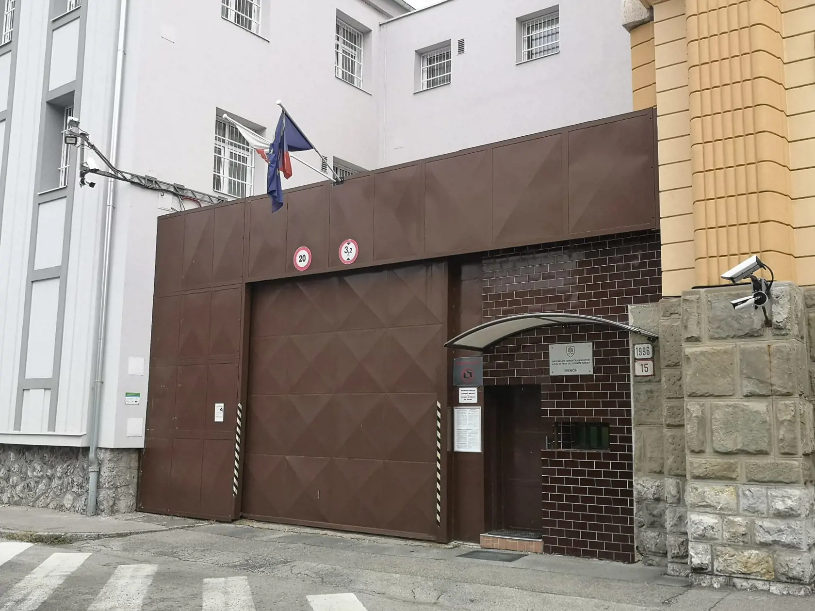 Volilo sa aj vo väzenskej nemocnici v Trenčíne.