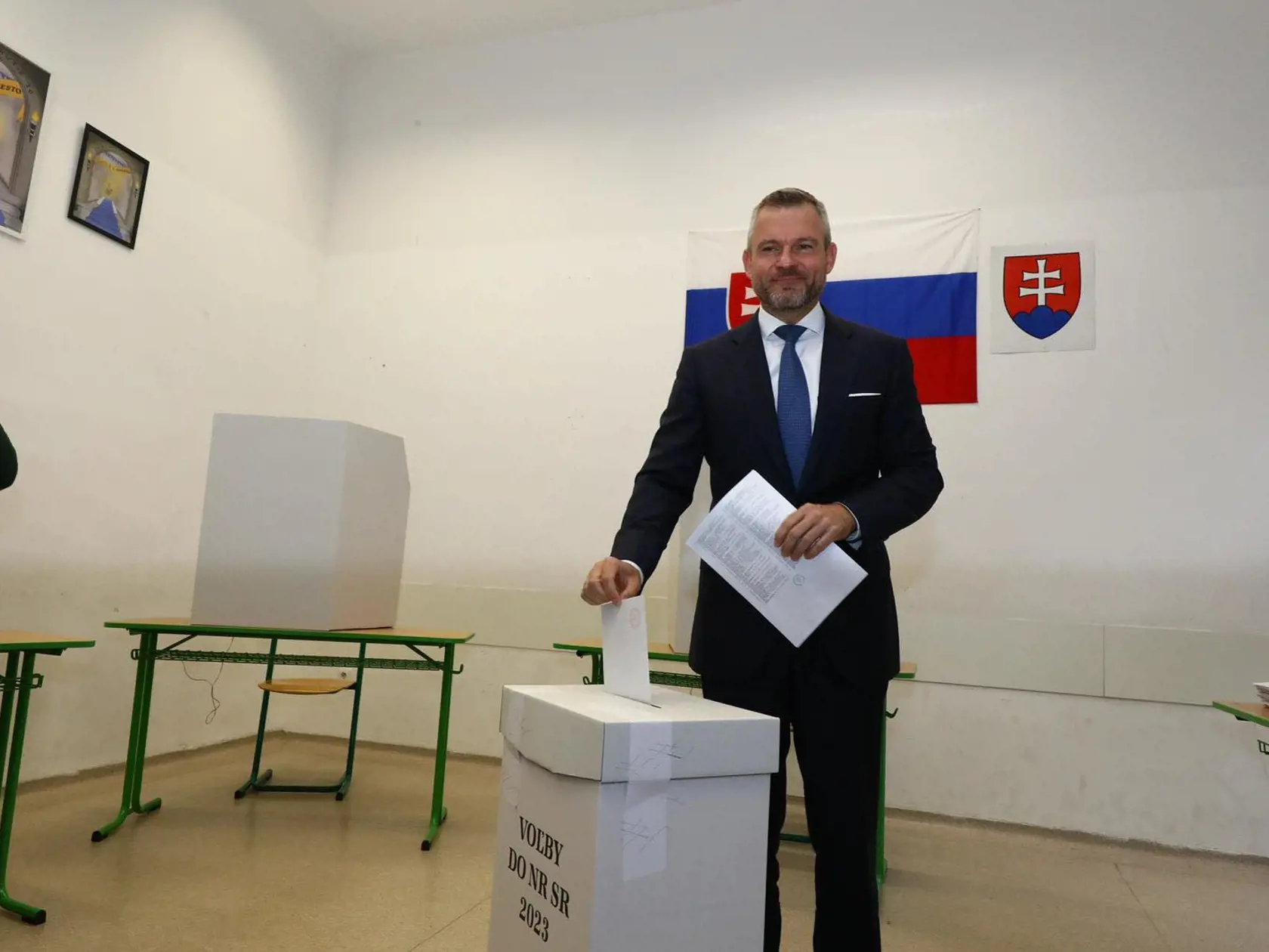 V Bratislave si odvolil aj predseda strany Hlas-SD Peter Pellegrini.