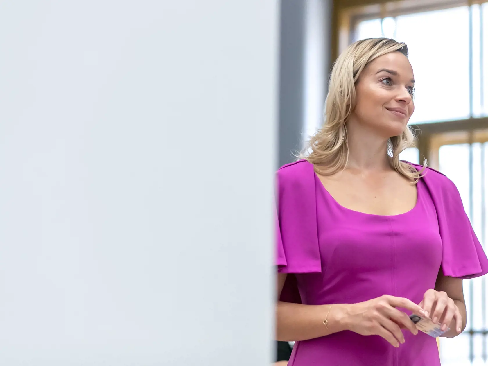 Na snímke poslaknyňa NRSR Romana Tabák počas parlamentných volieb 2023. 