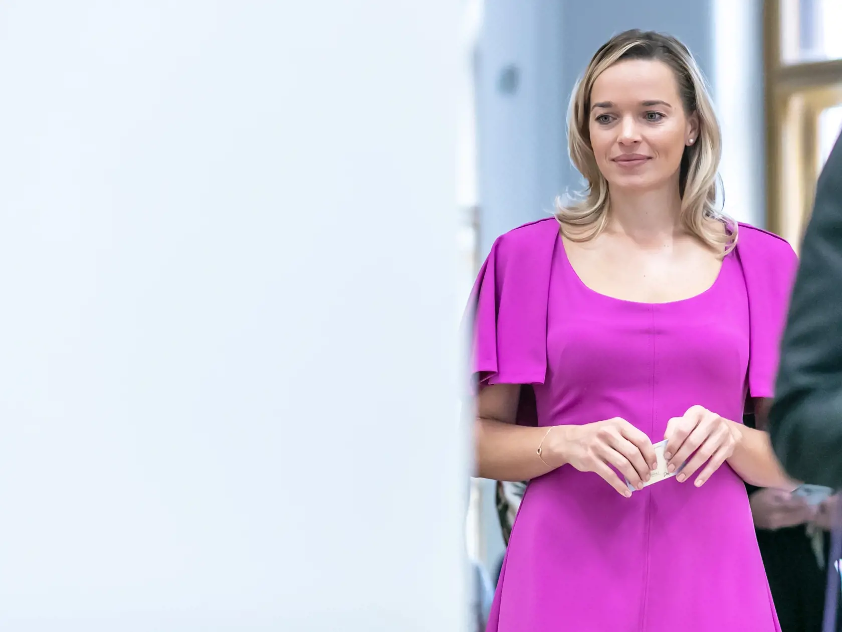 Na snímke poslaknyňa NRSR Romana Tabák počas parlamentných volieb 2023. 