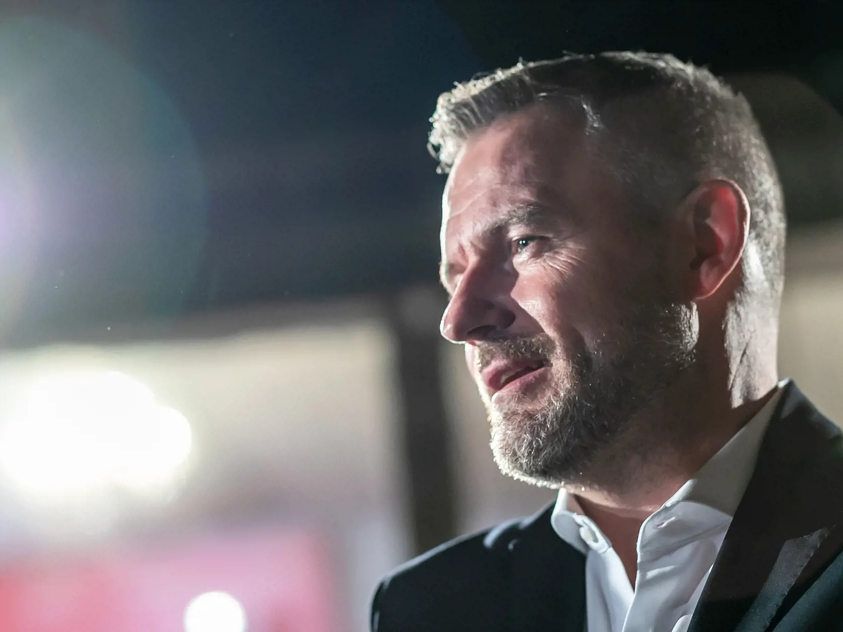 Na snímke predseda politickej strany HLAS - sociálna demokracia Peter Pellegrini počas brífingu s novinármi v reštaurácii Aušpic.  