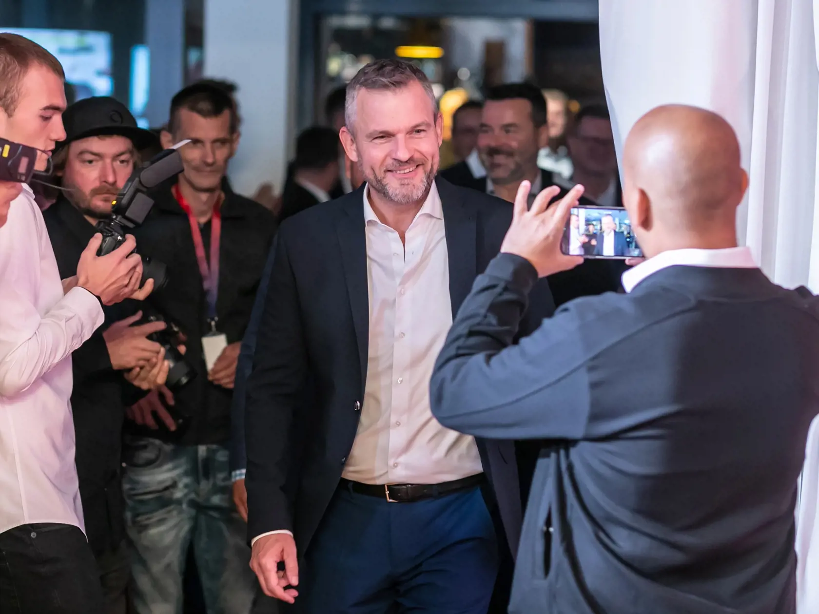 Na snímke tlačová konferencia politickej strany HLAS SD ku zhodnoteniu volieb v reštaurácii Aušpic.  