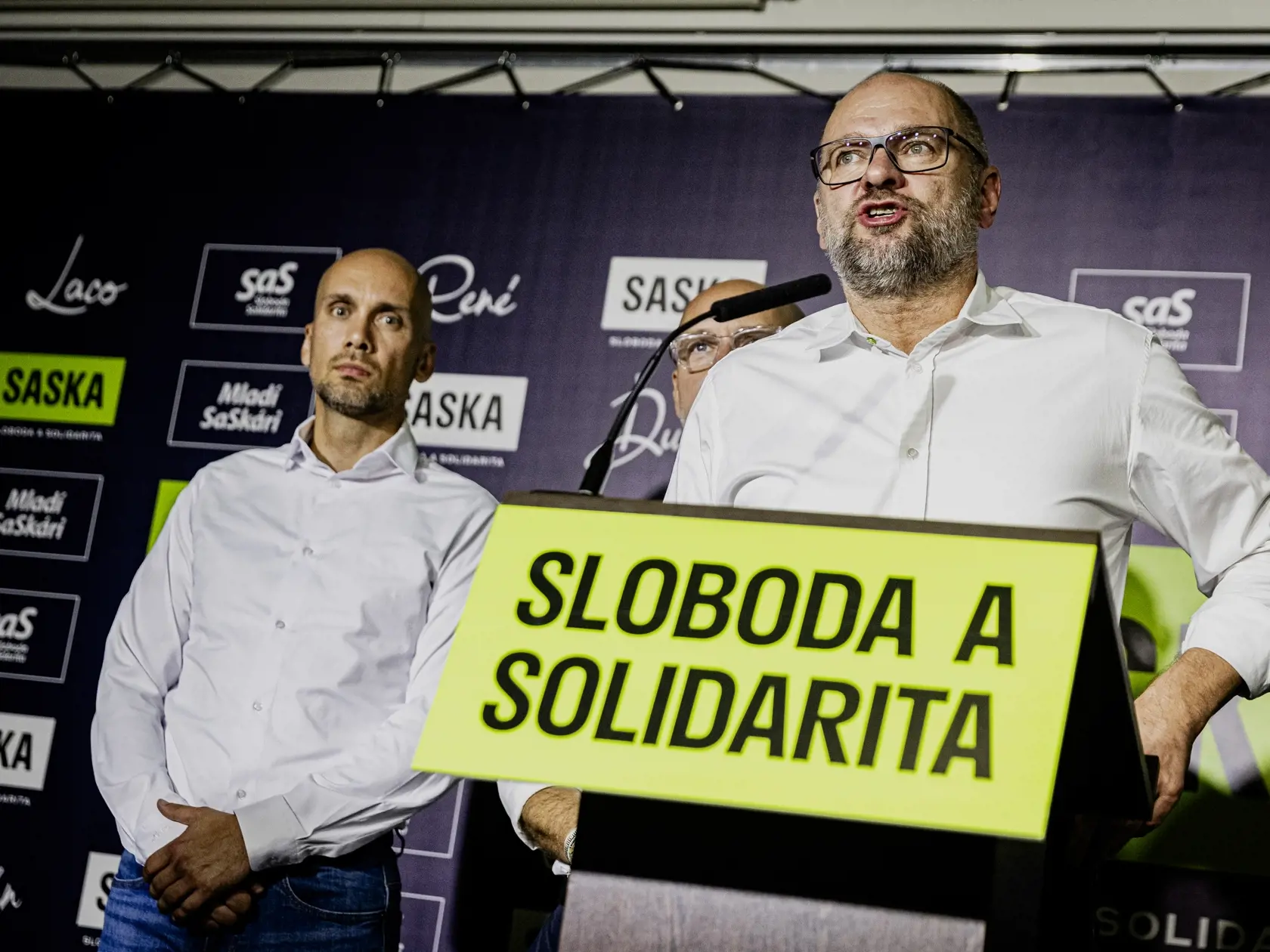 Na snímke Richard Sulík počas volebnej noci predčasných parlamentných volieb 2023.