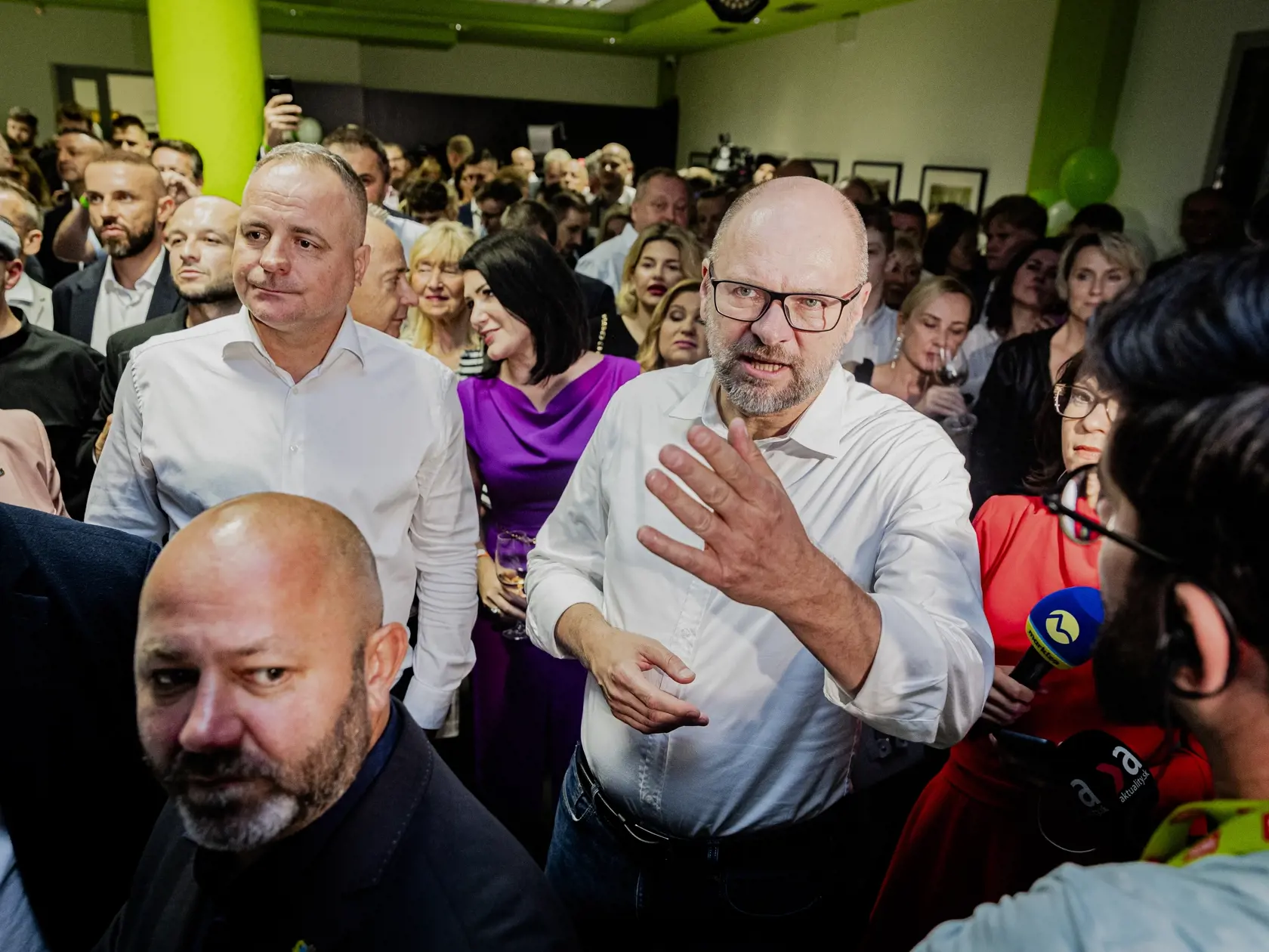 Na snímke Richard Sulík počas volebnej noci predčasných parlamentných volieb 2023.
