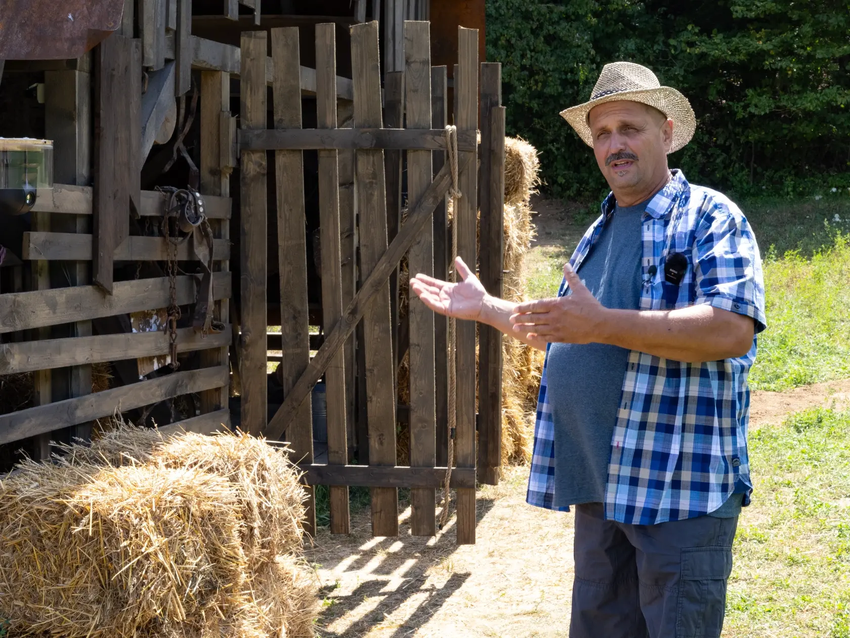 Realityshow Farma - 16. Ročník obľúbenej sútaže televízie Markíza sa bude odohrávať nedaľeko obce Modrová. Na snímke je farmár Martin Bagár.