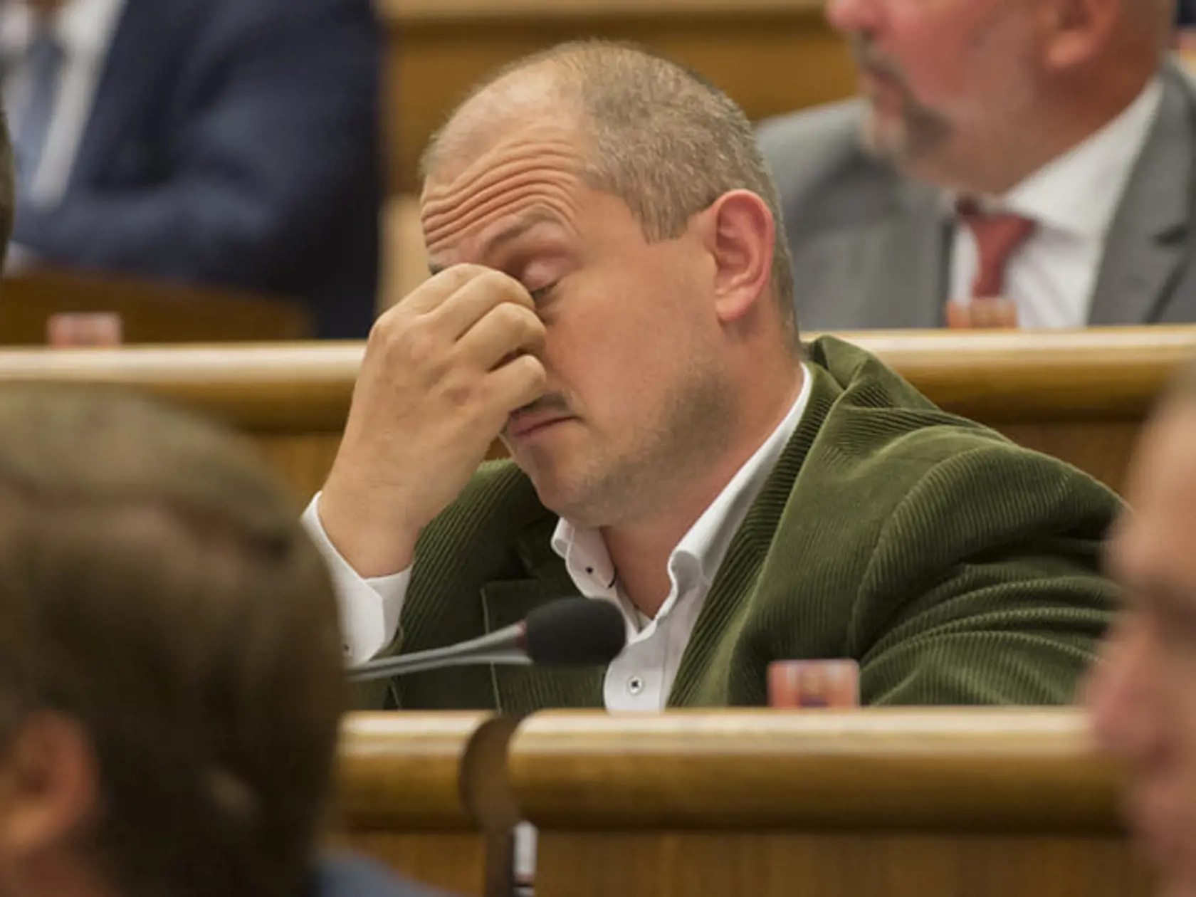 Kotlebovcov trápi Osuského facka.