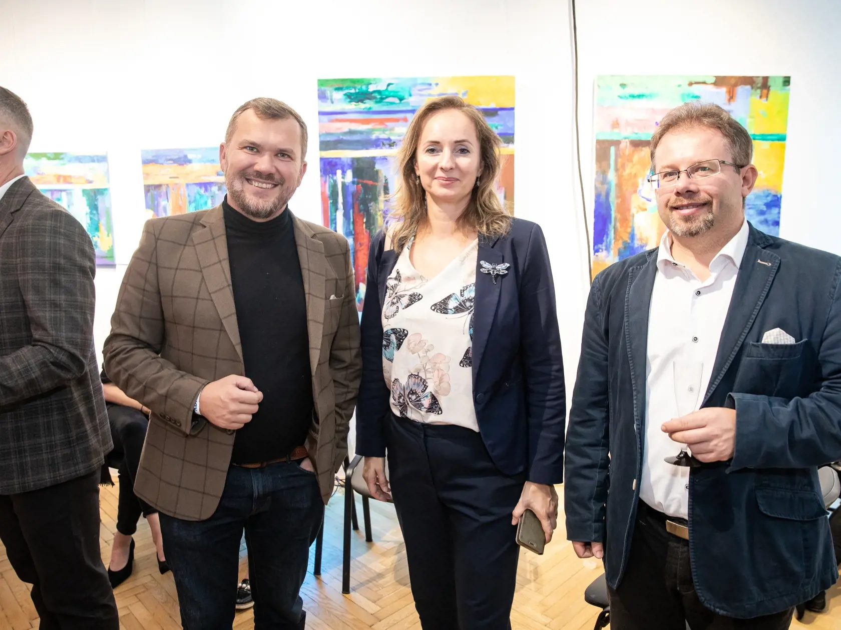 Volebná centrála strany KDH, čakanie na výsledky volieb. Na snímke je Viliam Karas.