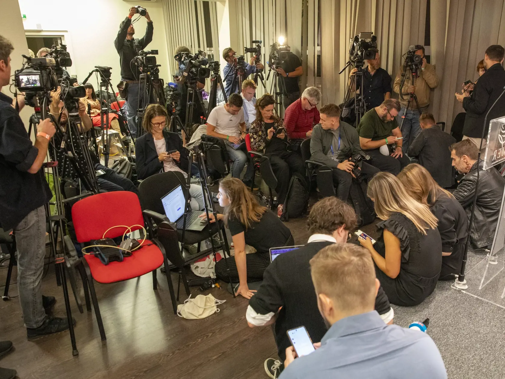 Na snímke je  centrála politickej strany SMER-SD na Súmračnej ulici počas parlamentných volieb 2023, 