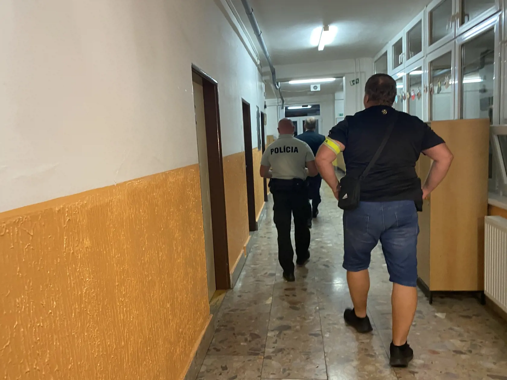Na mieste zasahovali policajti.