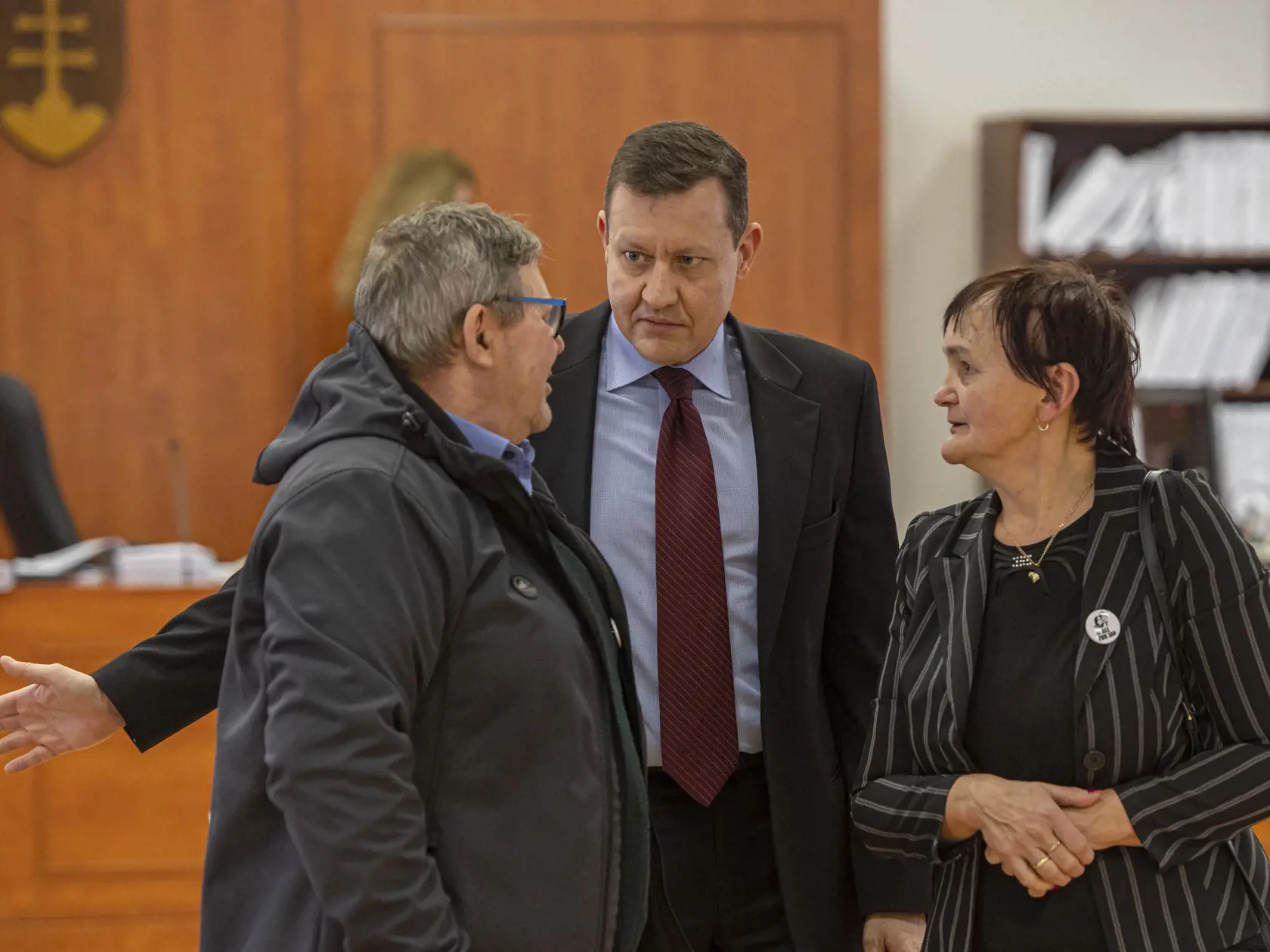 Hlavné pojednávanie v kauze vraždy novinára Jána Kuciaka a jeho družky Martiny Kušnírovej na Špecializovanom trestnom súde v Pezinku, 3. februára 2020. Na snímke splnomocnenec poškodených Jozefa Kuciaka a Jany Kuciakovej Daniel Lipšic (uprostred). FOTO TASR - Michal Svítok