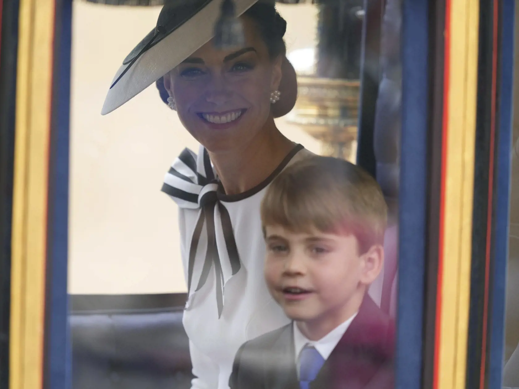 Kate s najmladším potom, princom Louisom