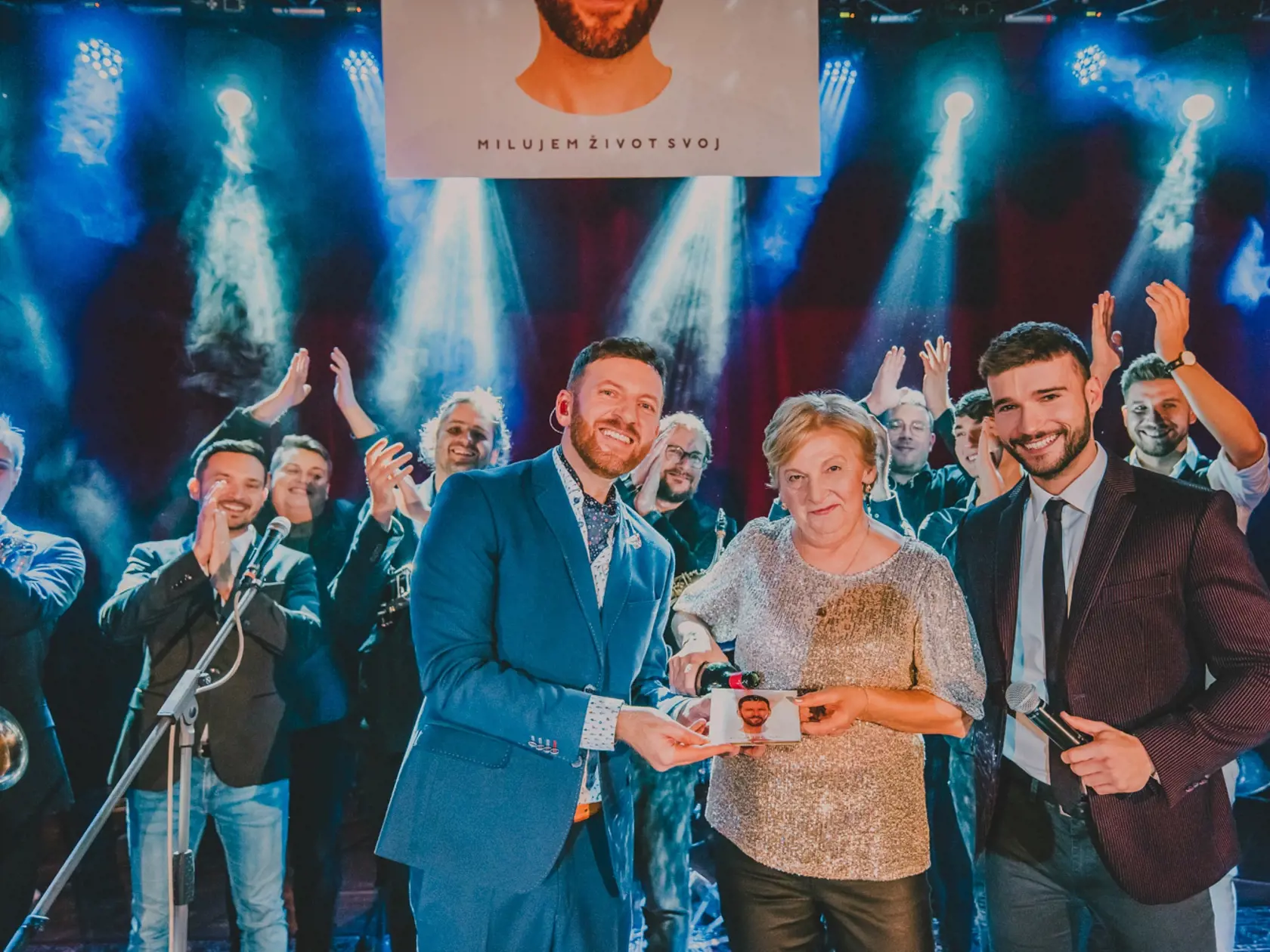 Miro Jaroš pokrstil dospelácky album "Milujem život svoj".